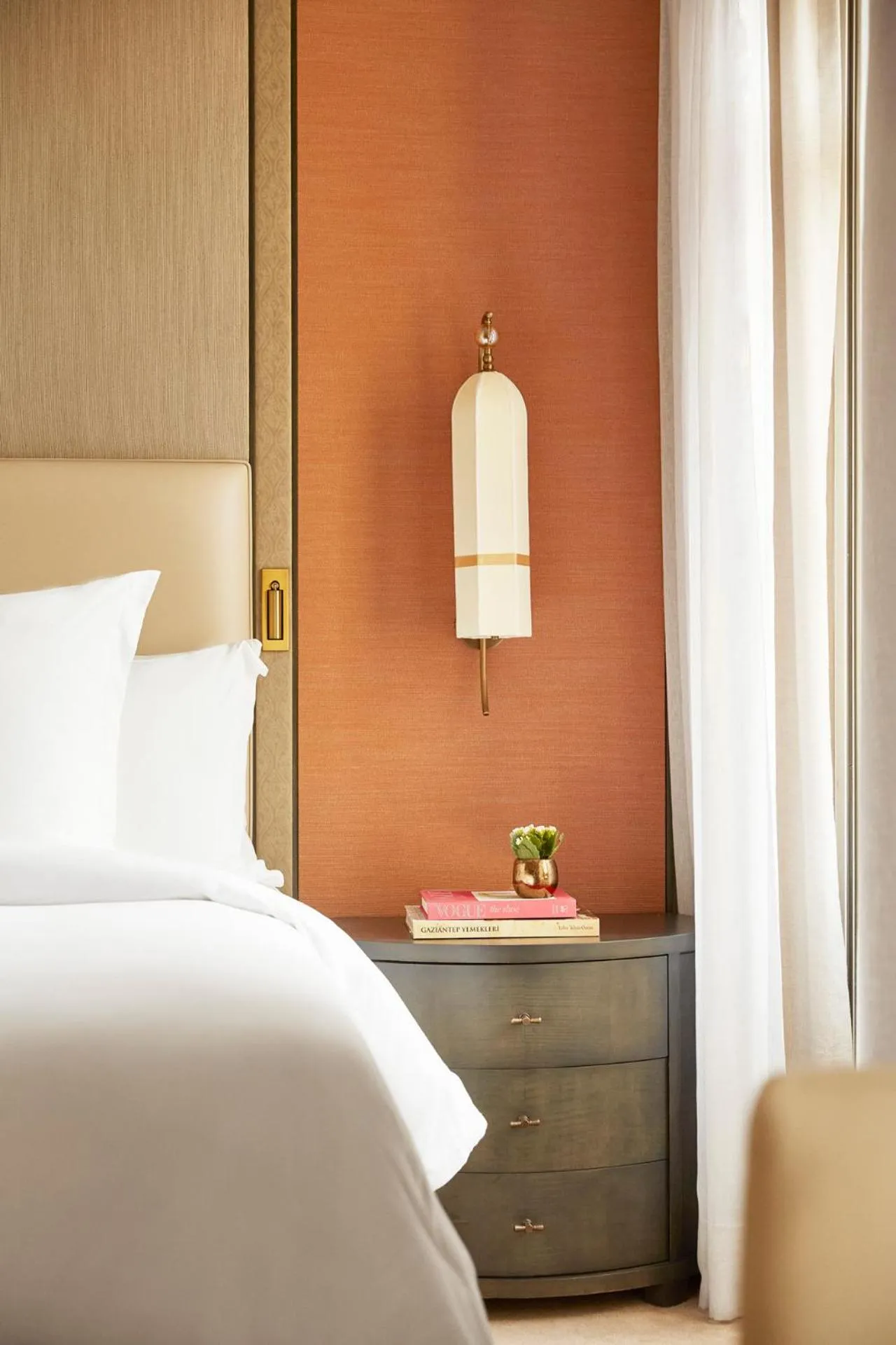 Bed in Four Seasons Hotel Istanbul at Sultanahmet