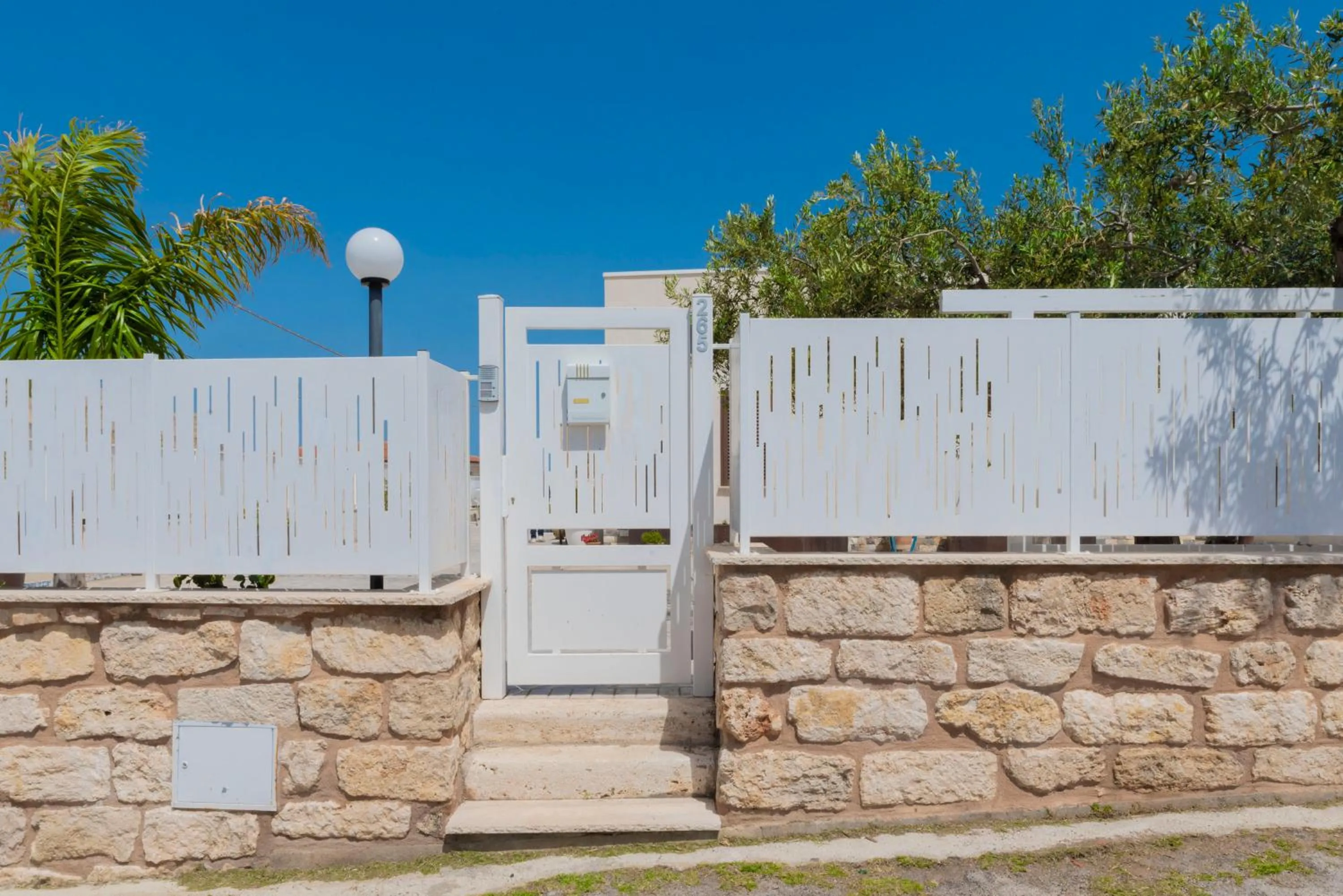 Villa con piscina Alcamo Marina