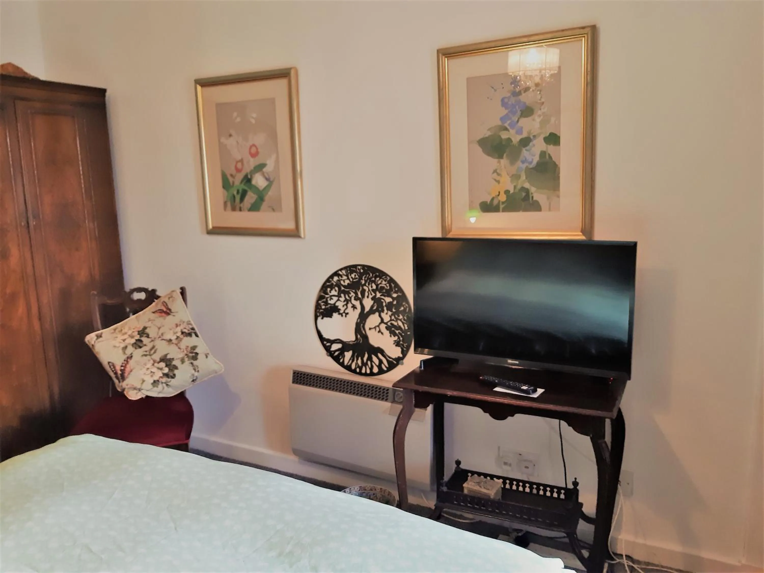 TV and multimedia, Bed in Song of the Sea, Selkie House