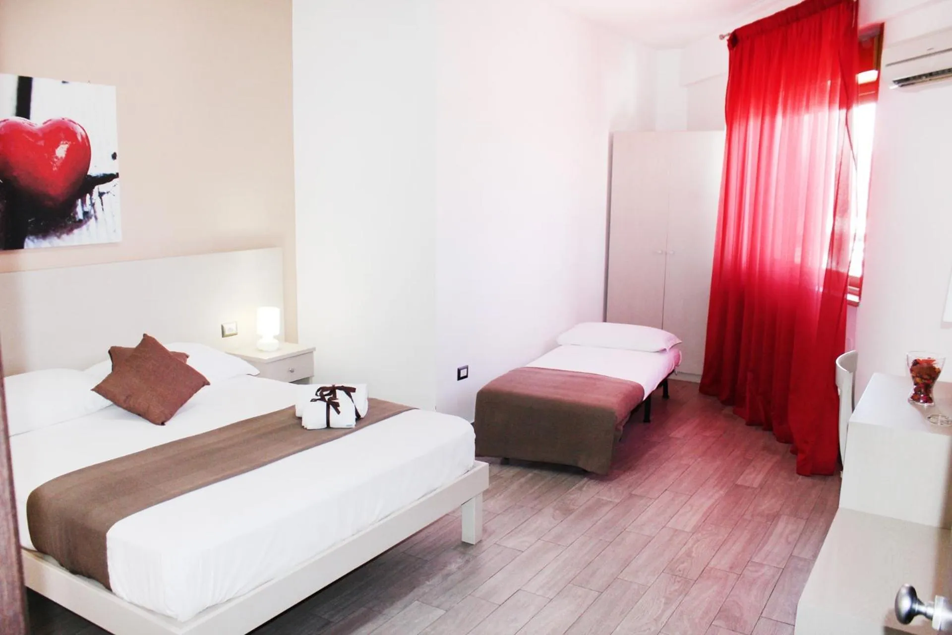 Bedroom, Bed in Hotel Cesirja