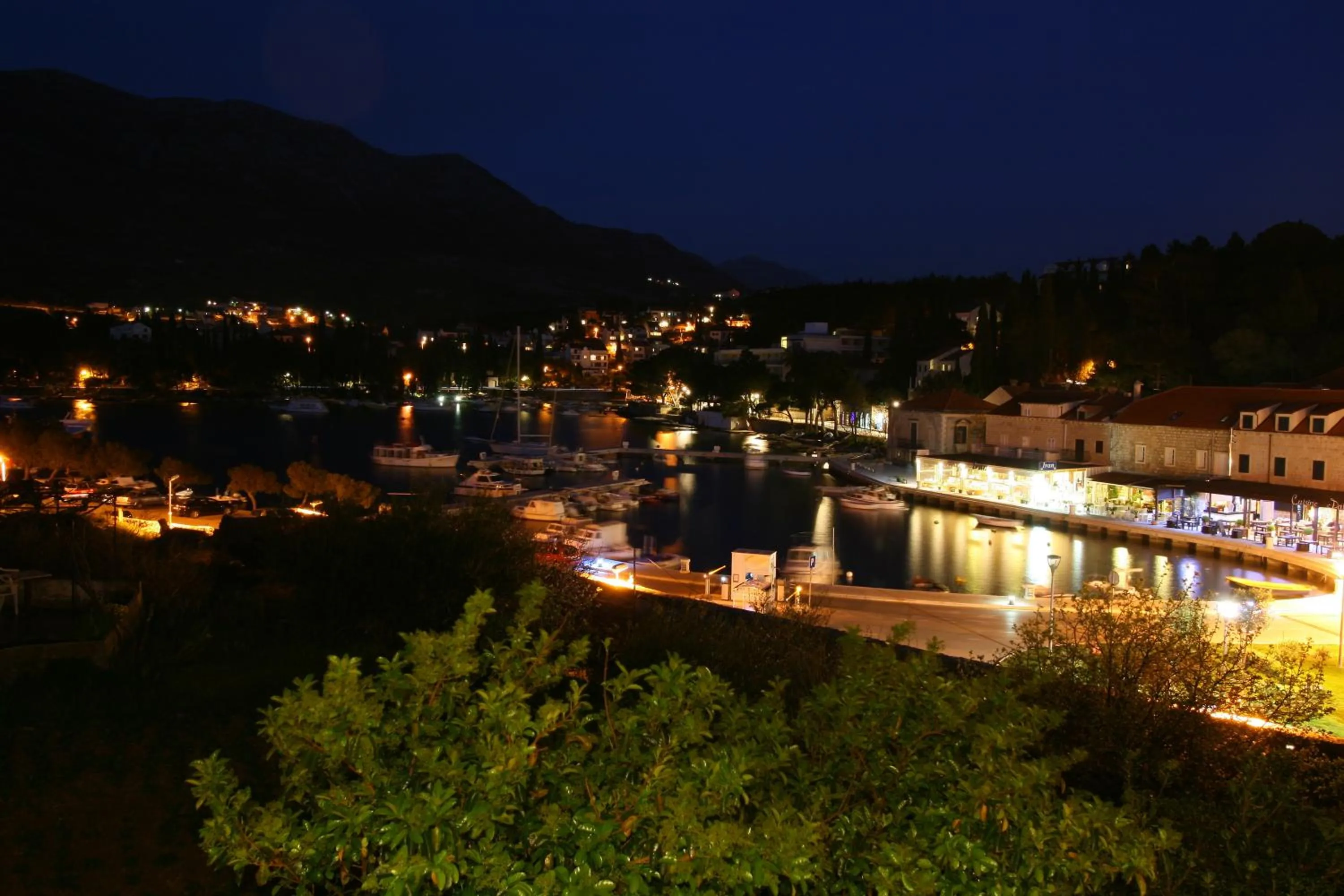 Night in Apartments Kralj Ana