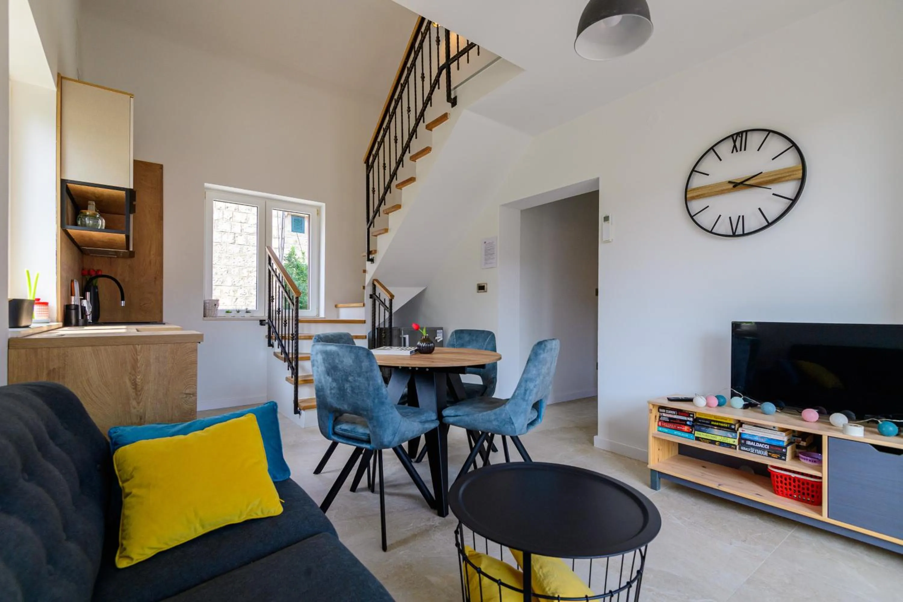 Apartments Kralj Ana