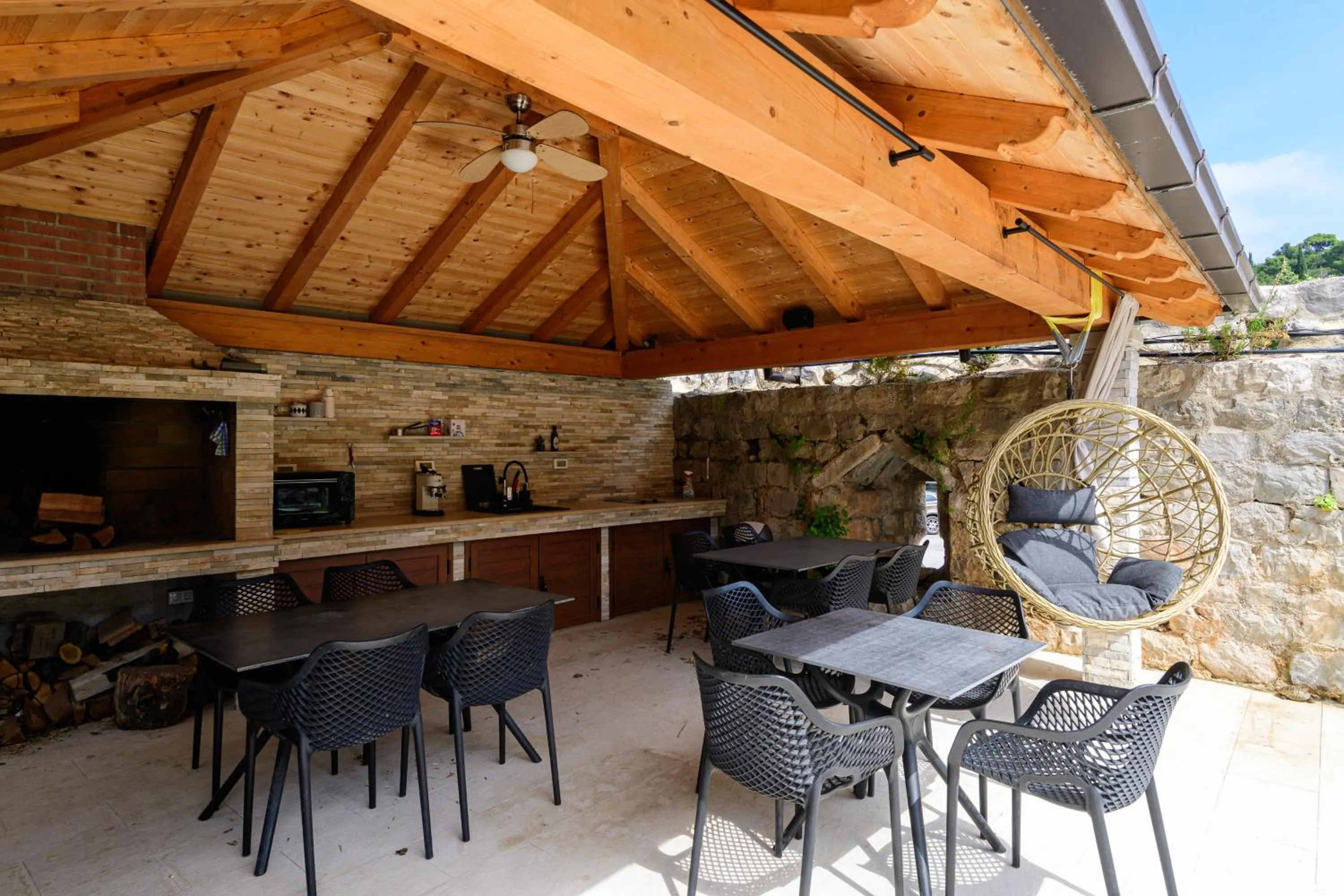 Apartments Kralj Ana