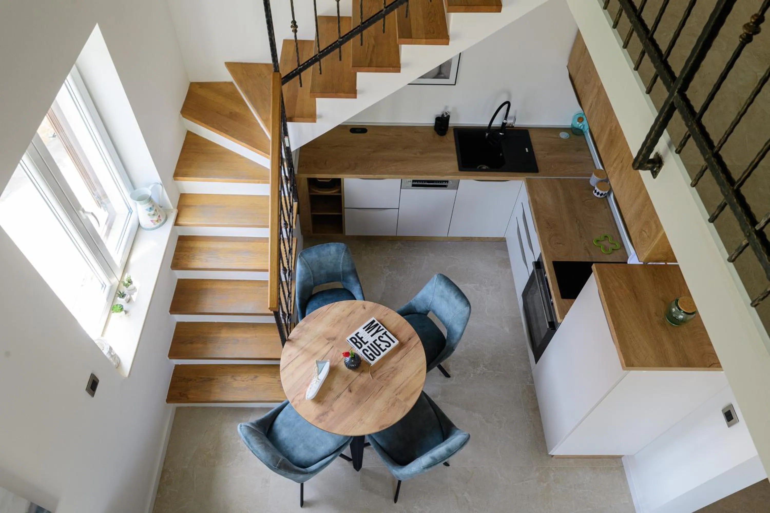 Apartments Kralj Ana