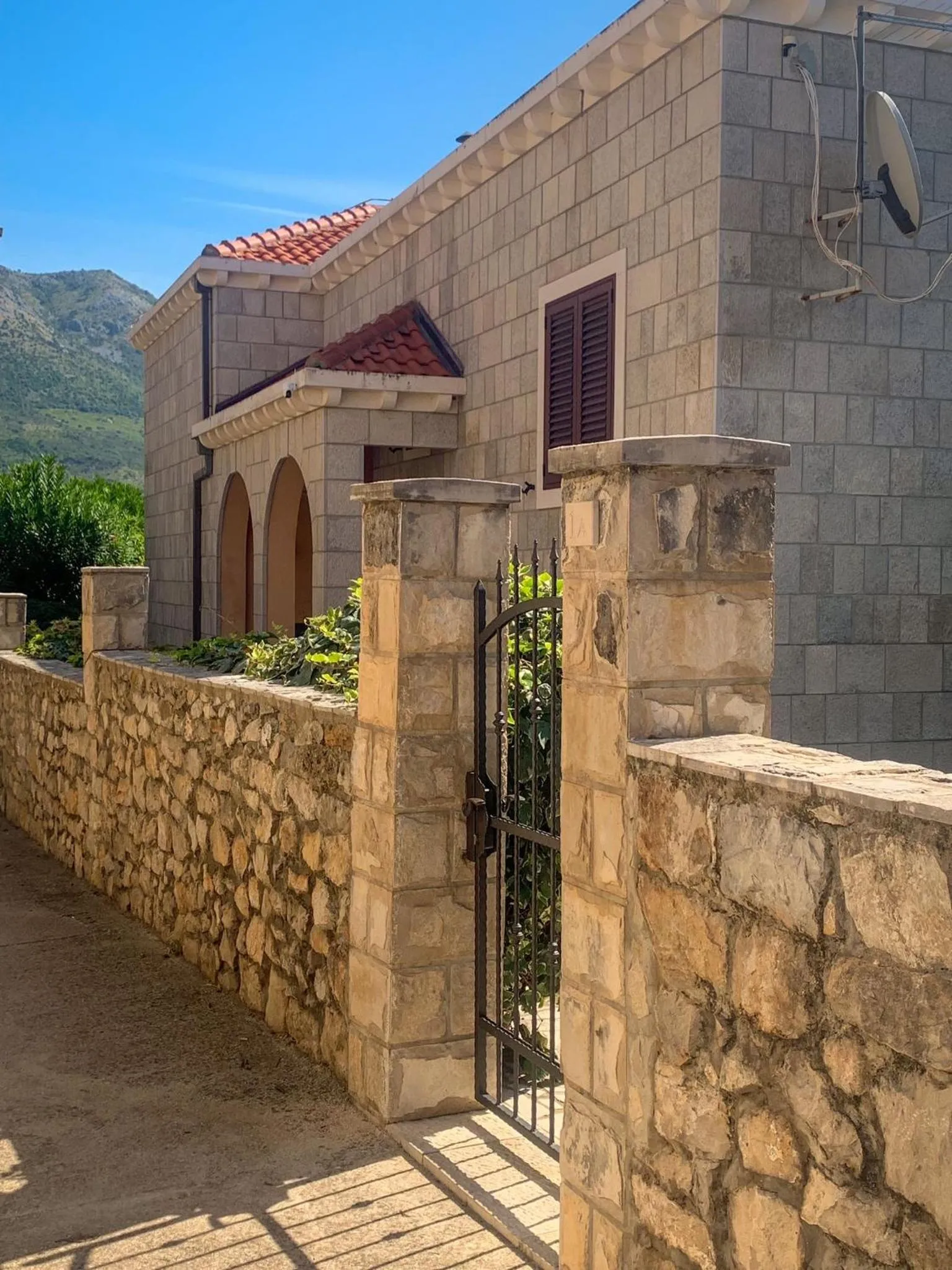 Apartments Kralj Ana