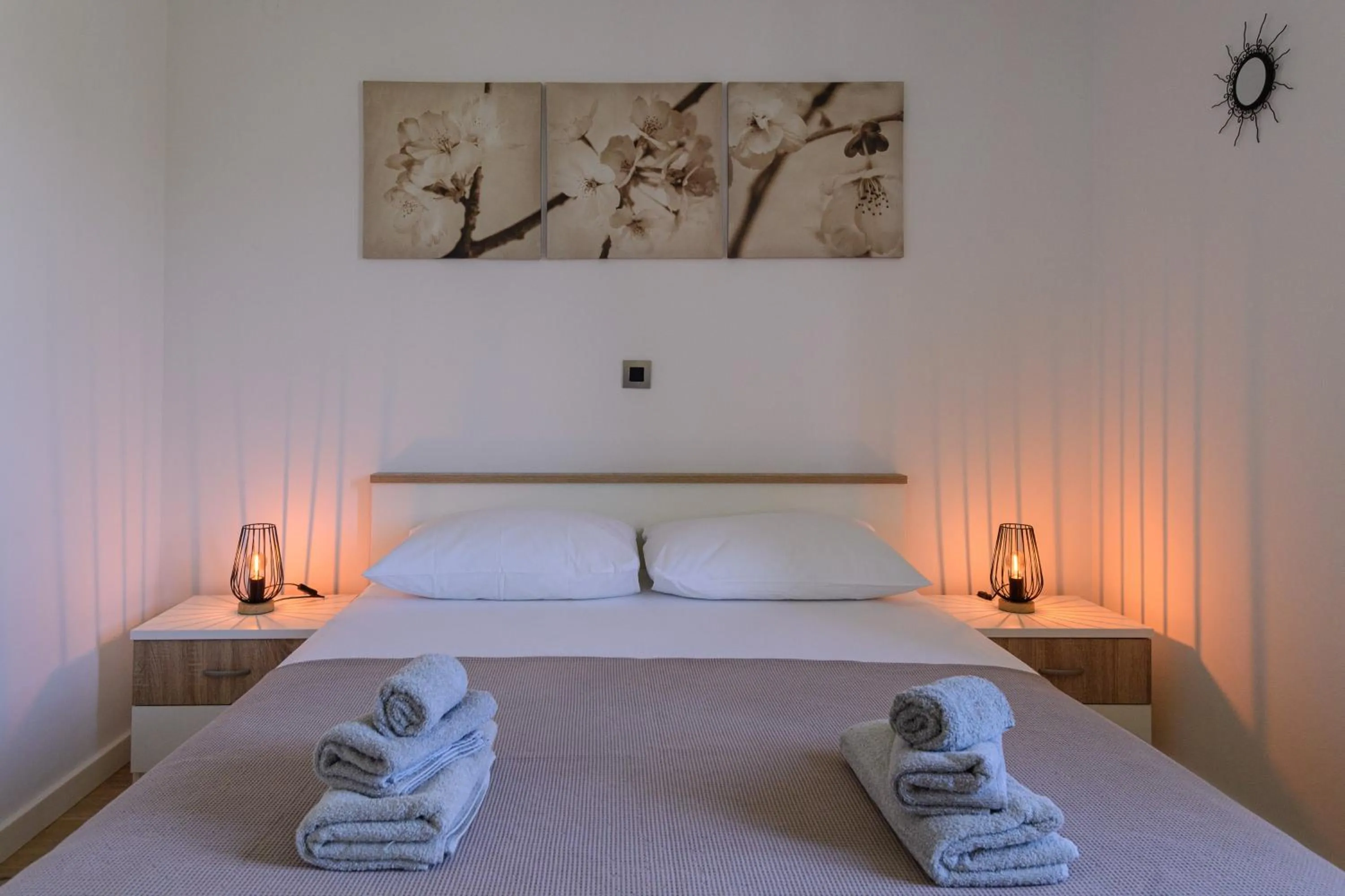 Bed in Apartments Kralj Ana