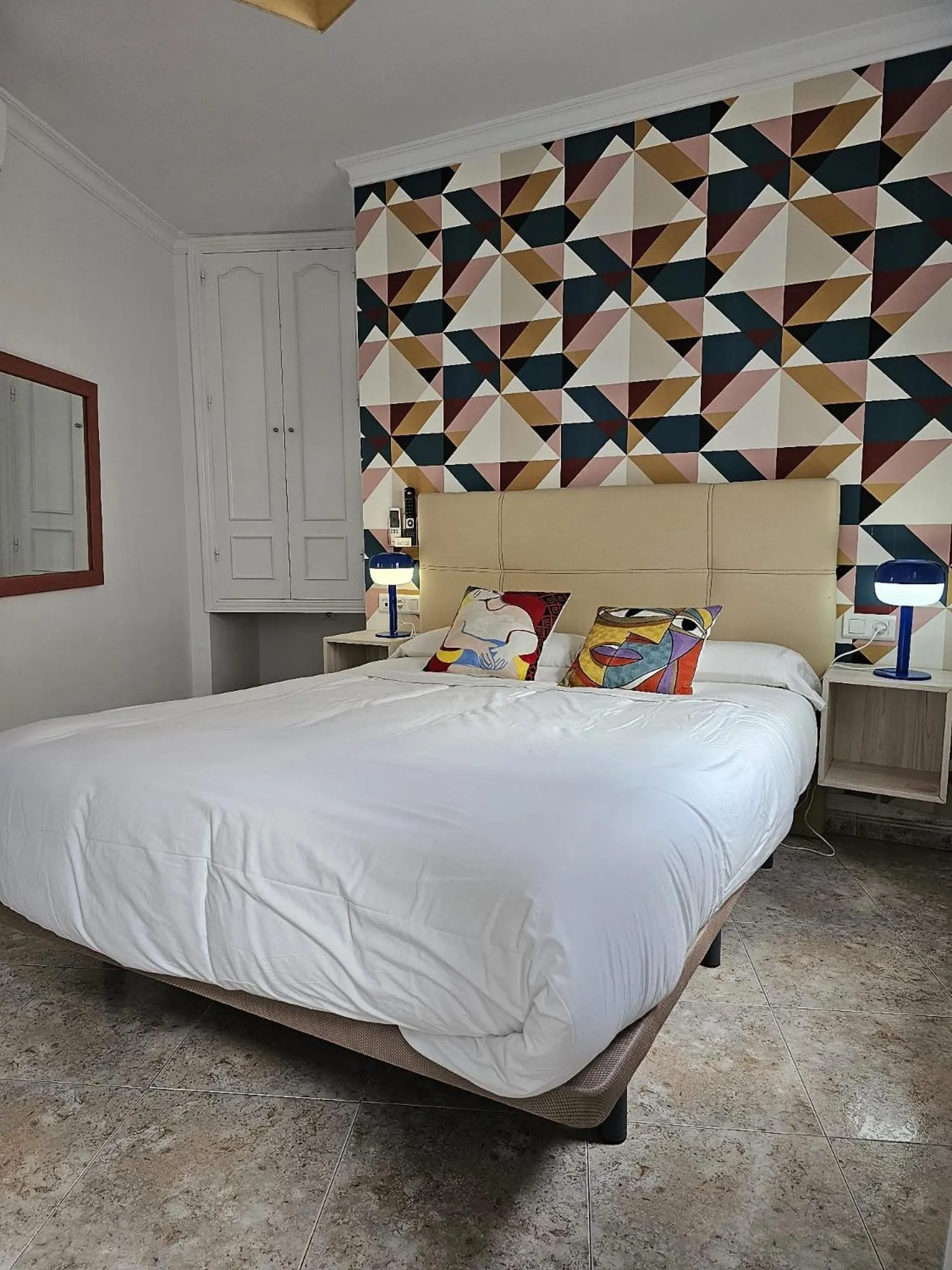 Double Room with Private Bathroom in Hostal Boutique Luna de Nerja OLIVE OIL FREE DEGUSTATION & SALE