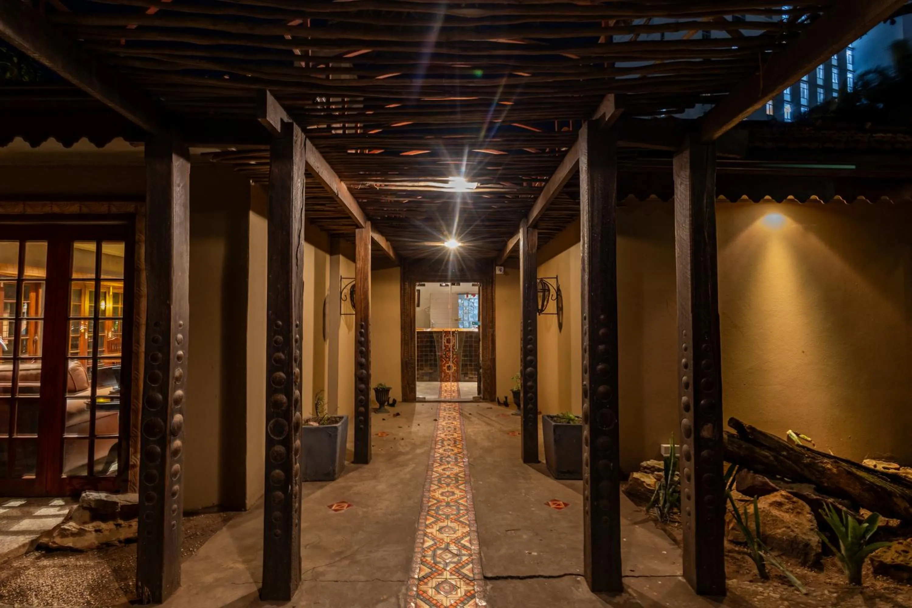 Facade/entrance in Singa Lodge - Lion Roars Hotels & Lodges