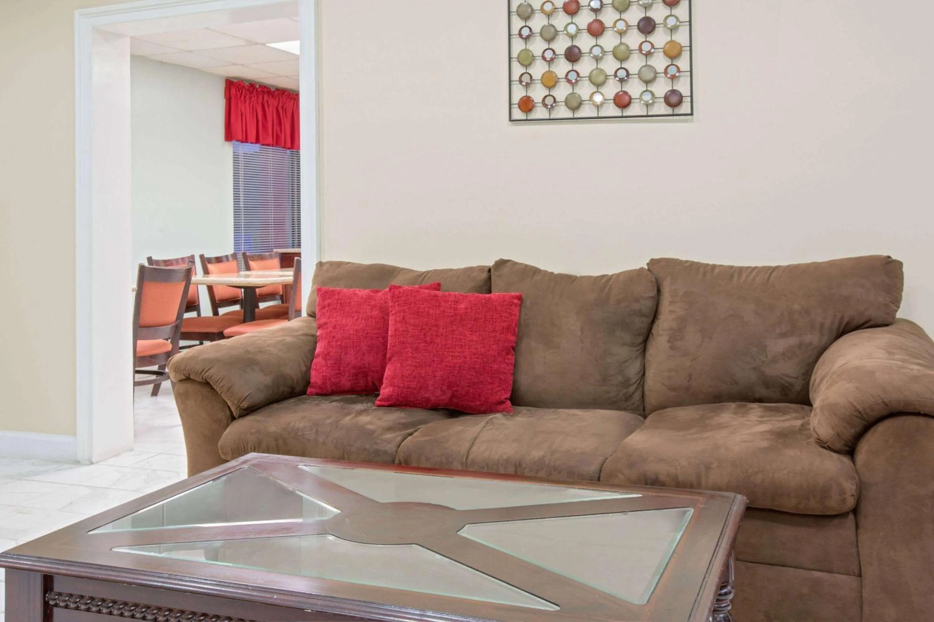 Lobby or reception in Ramada by Wyndham Pelham