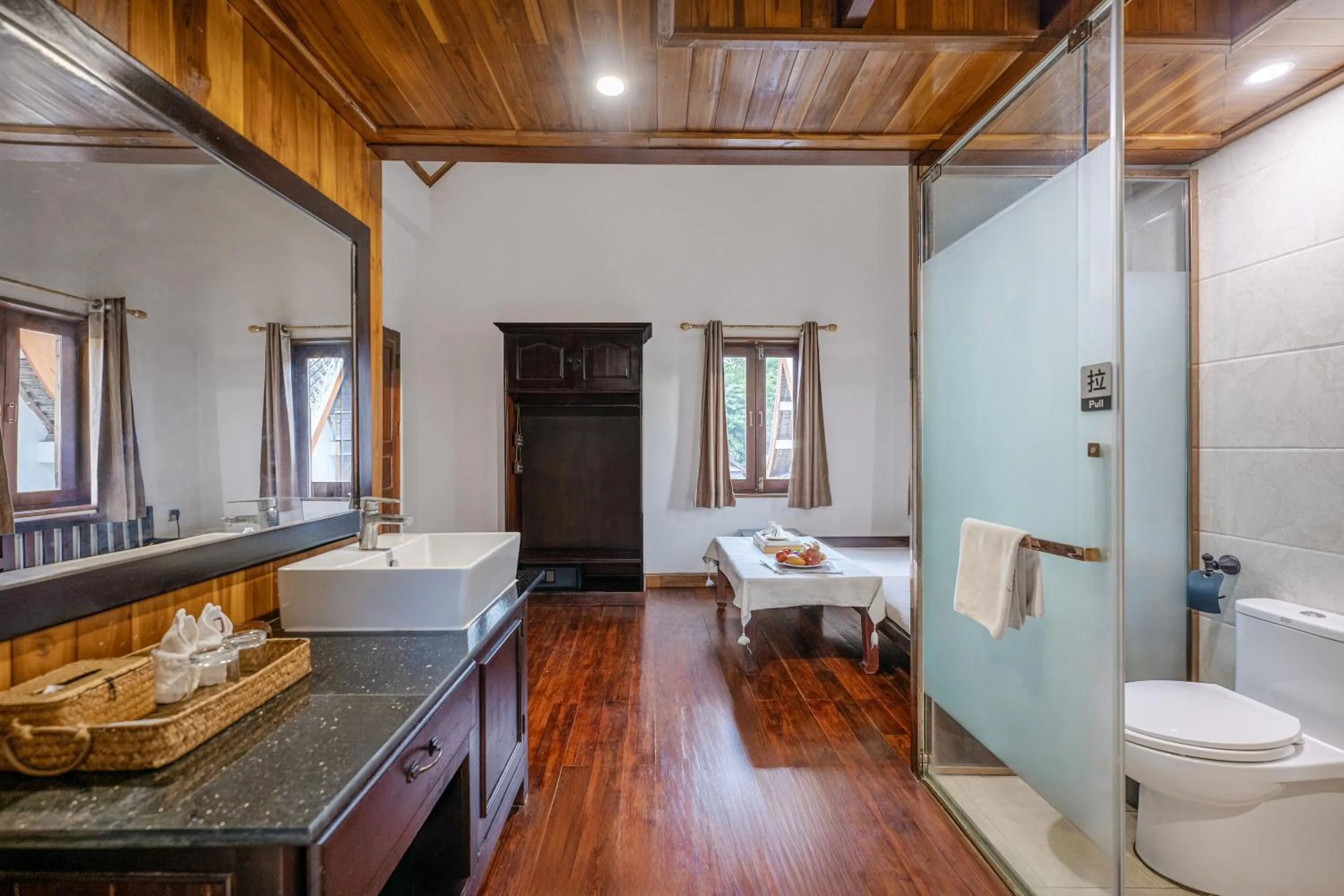 wisdom mystery Hotel