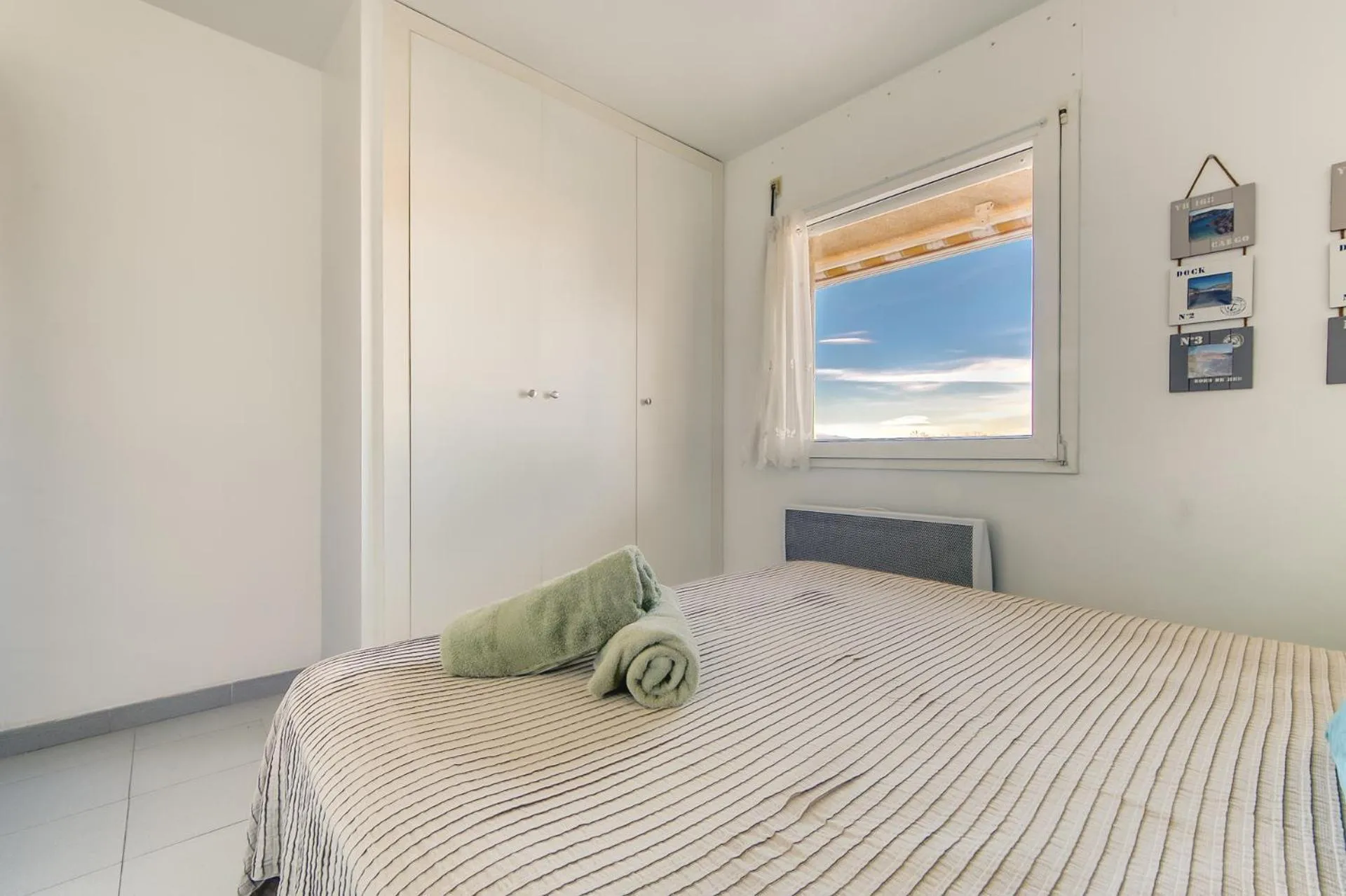 Bedroom, Bed in Roc Mar 7 2 B Roses - Immo Barneda