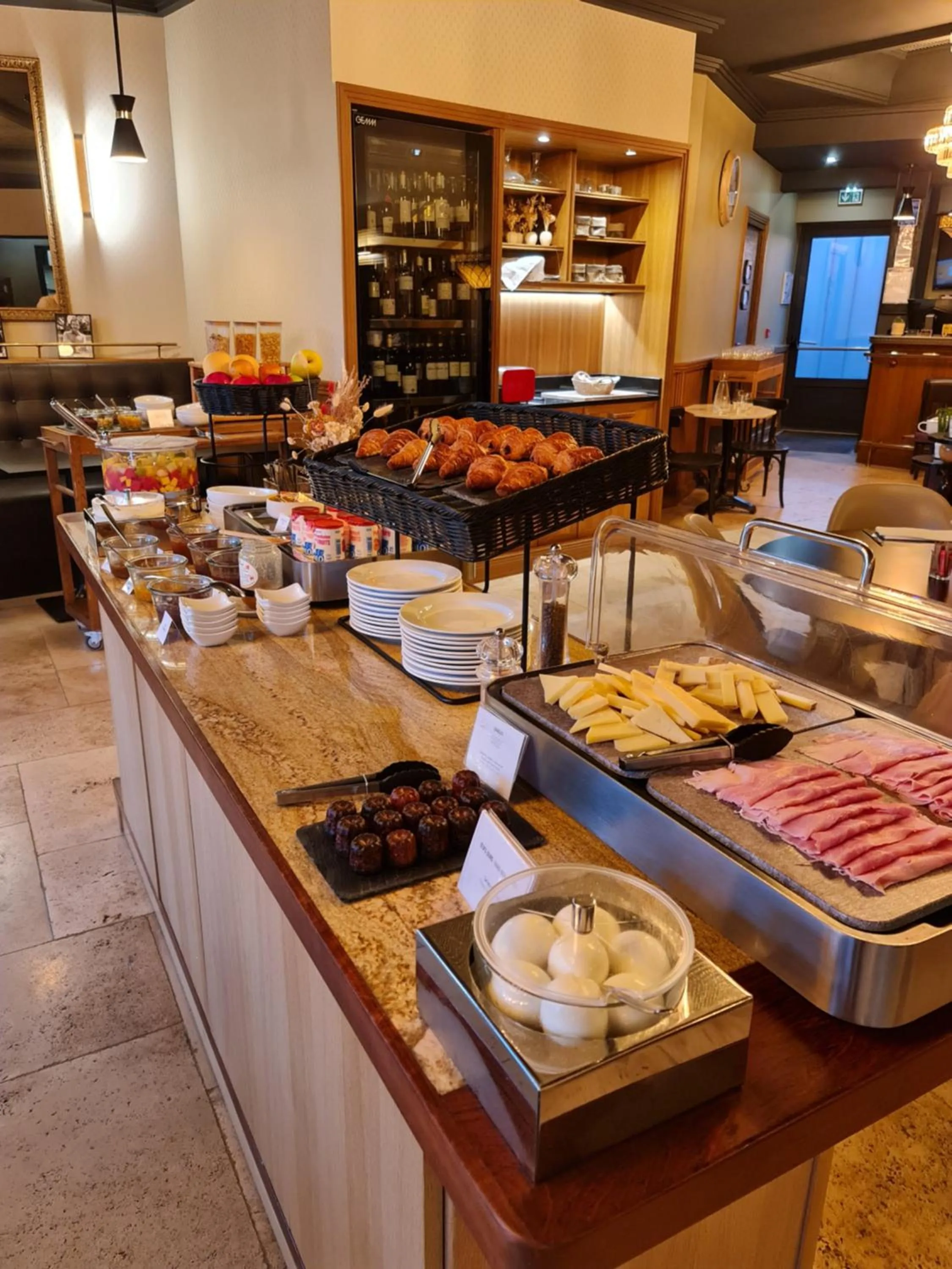 Breakfast in Domaine de Larchey