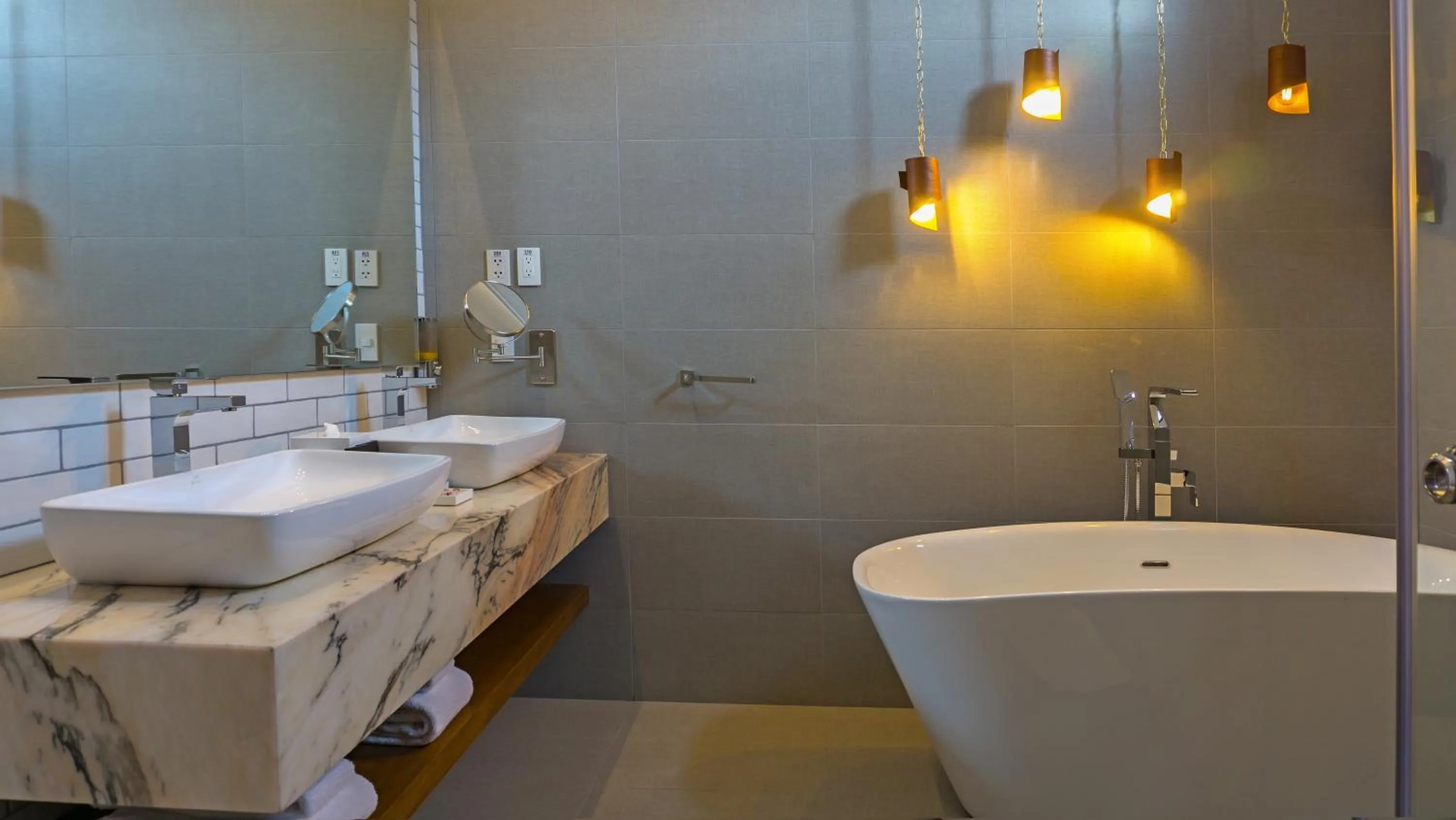Bathroom in Hotel Otavalo by Art Hotels