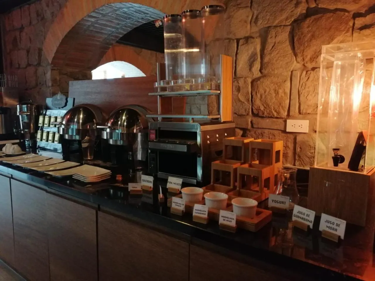 Breakfast in Hotel Otavalo by Art Hotels