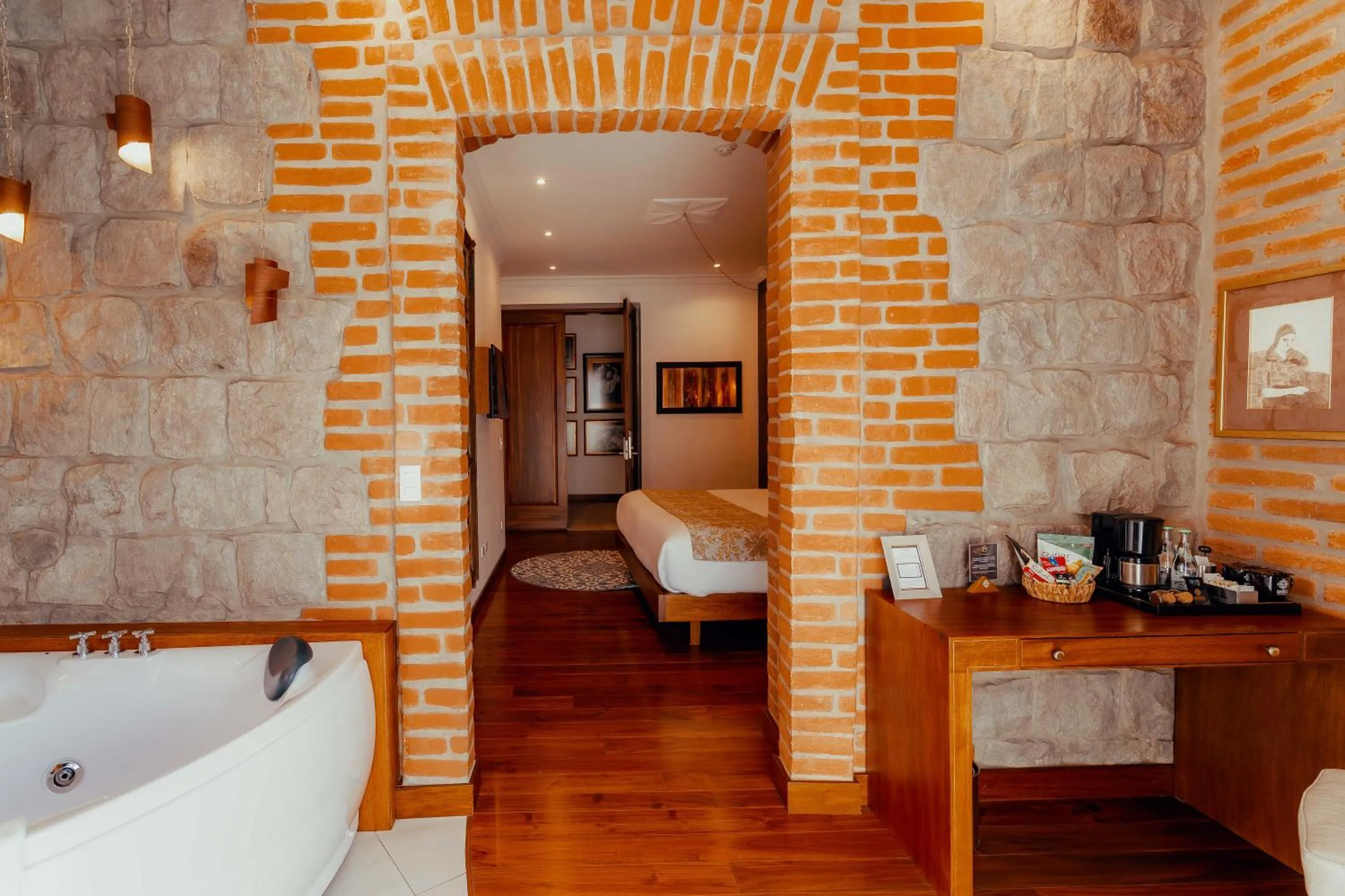 Hot Tub in Hotel Otavalo by Art Hotels