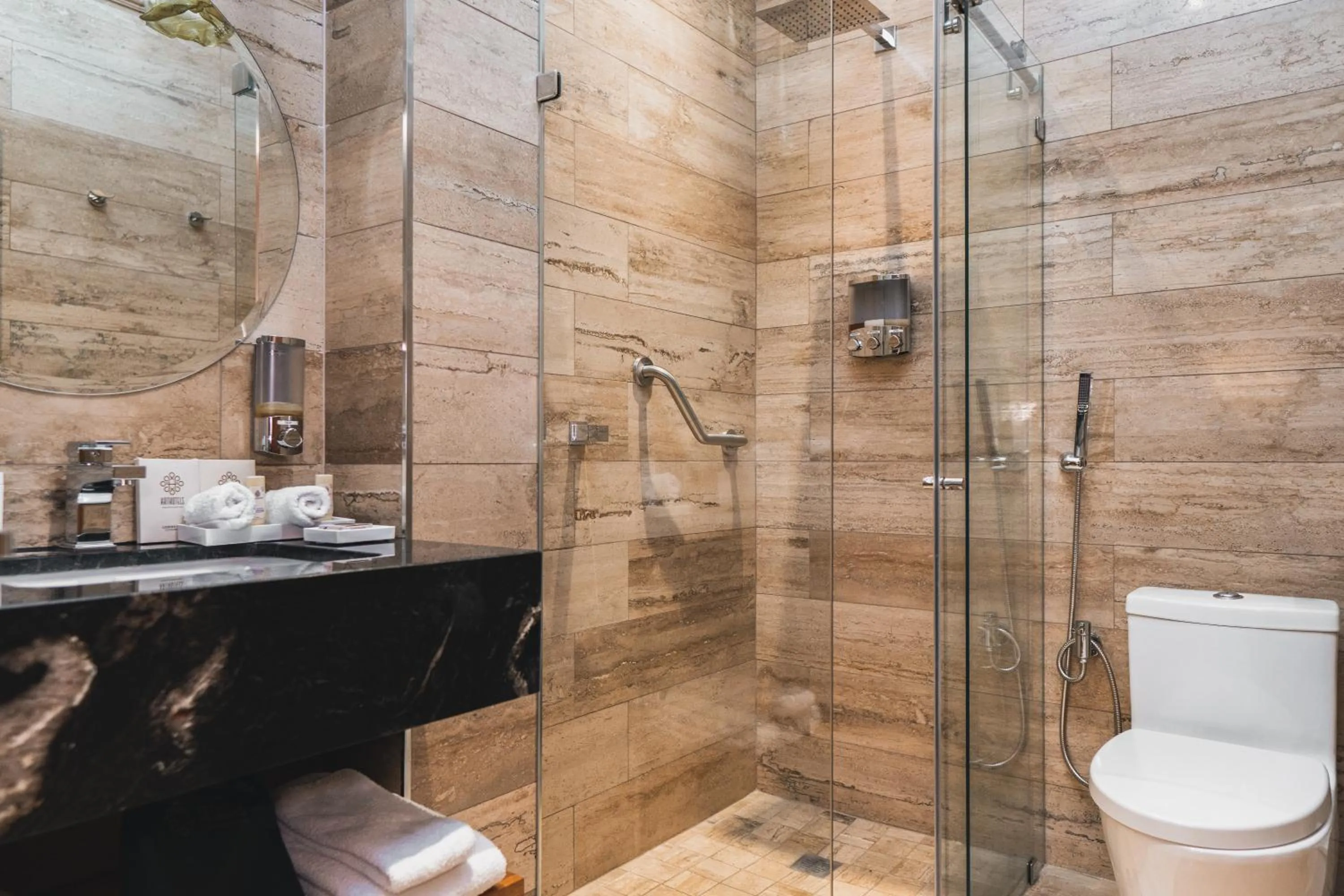 Bed in Hotel Cruz del Vado by Art Hotels