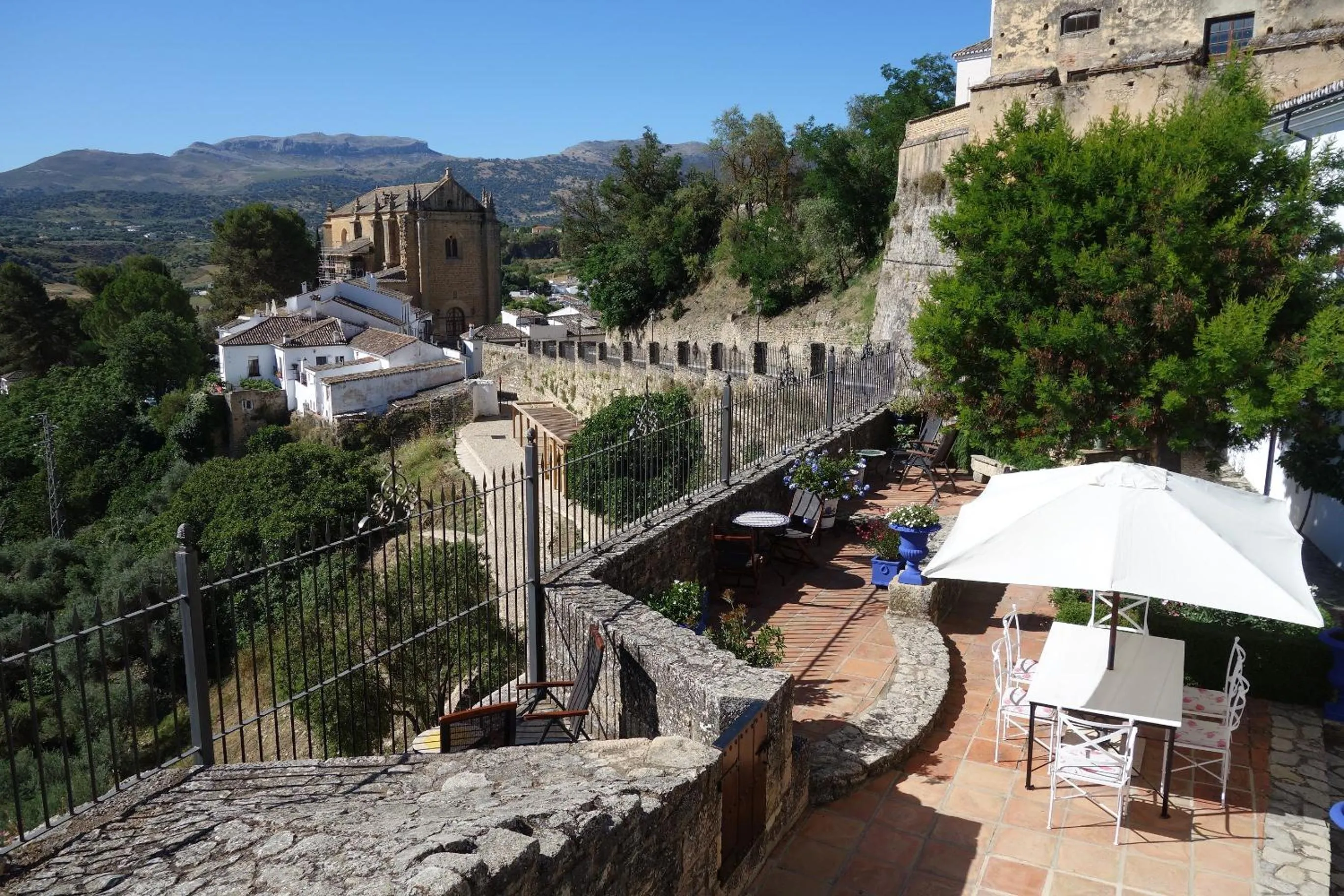 Landmark view in La Escondida Ronda, B&B