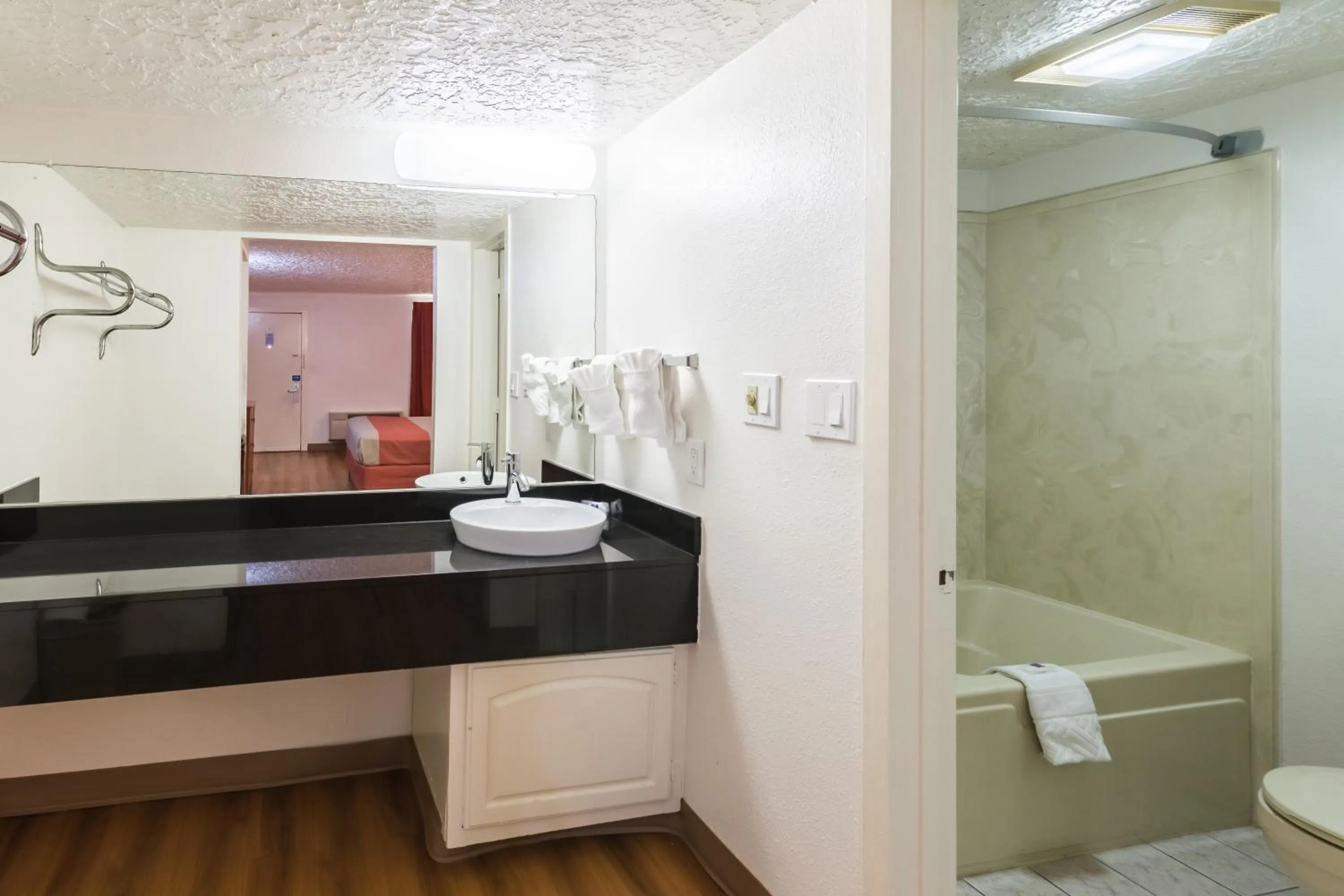 Bathroom in Motel 6-Fort Worth, TX - White Settlement