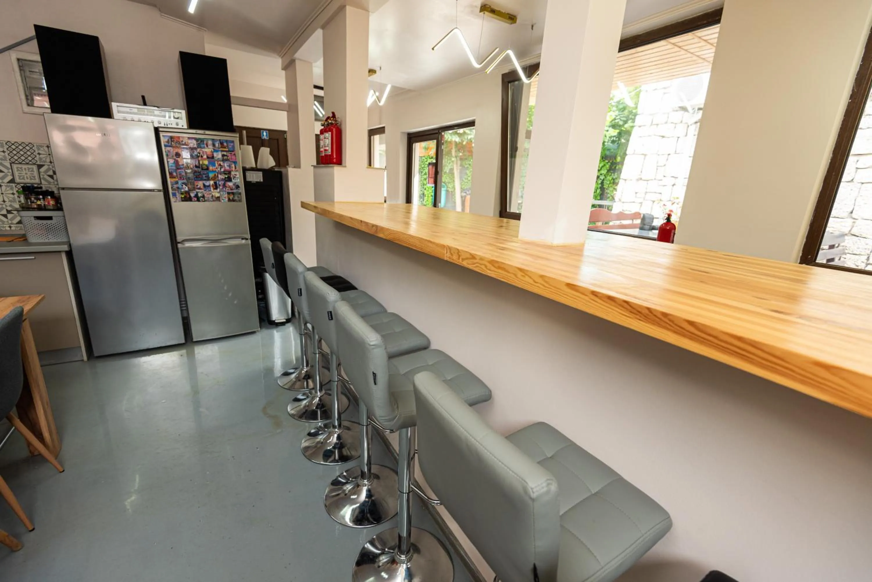 iVAVev IS US ByTheSea EforieSud