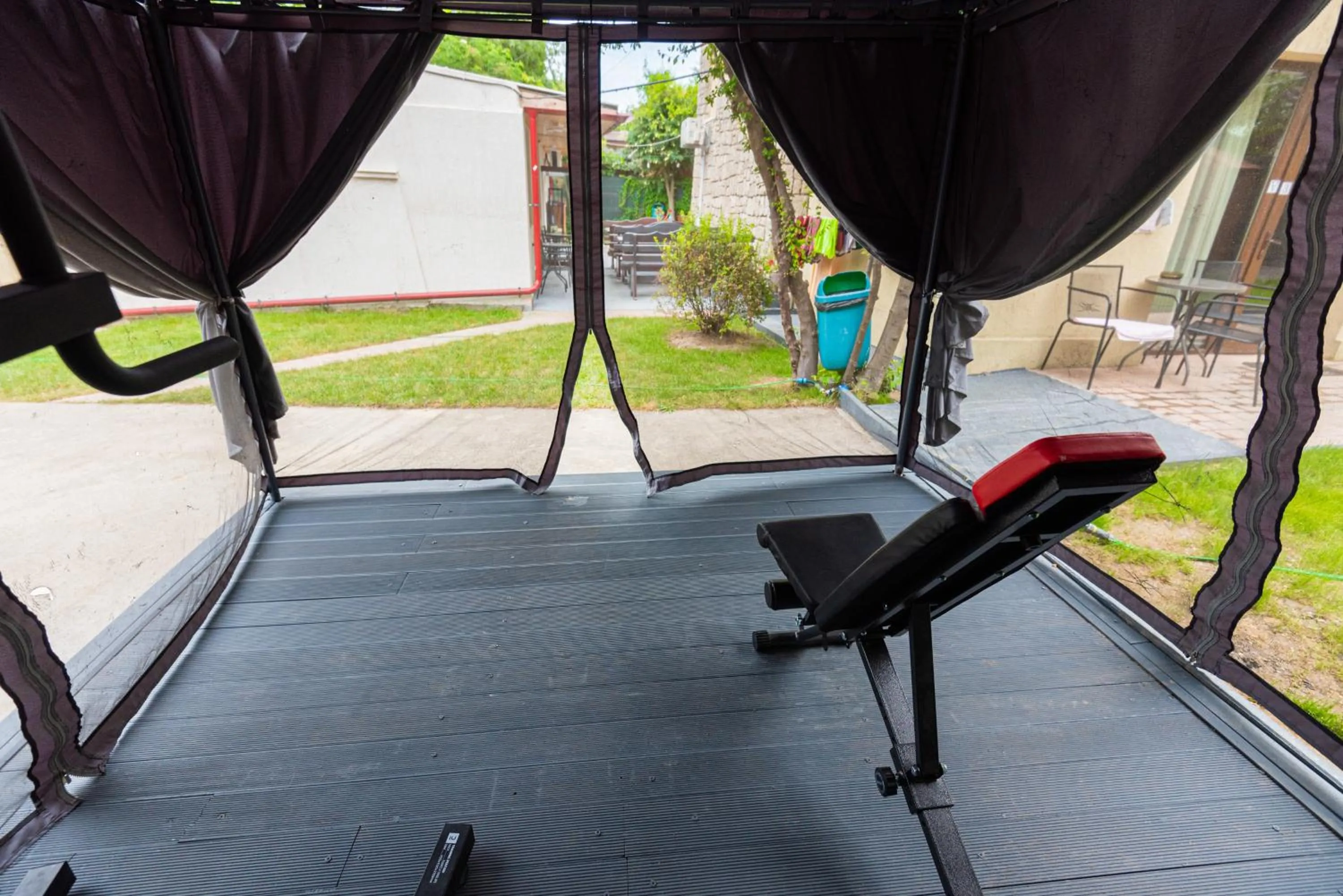 iVAVev IS US ByTheSea EforieSud