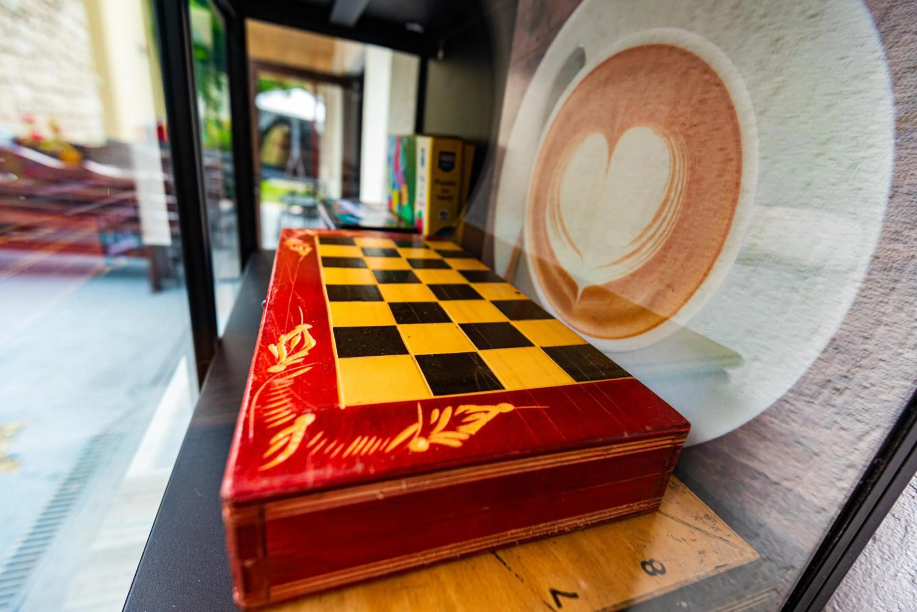 iVAVev IS US ByTheSea EforieSud