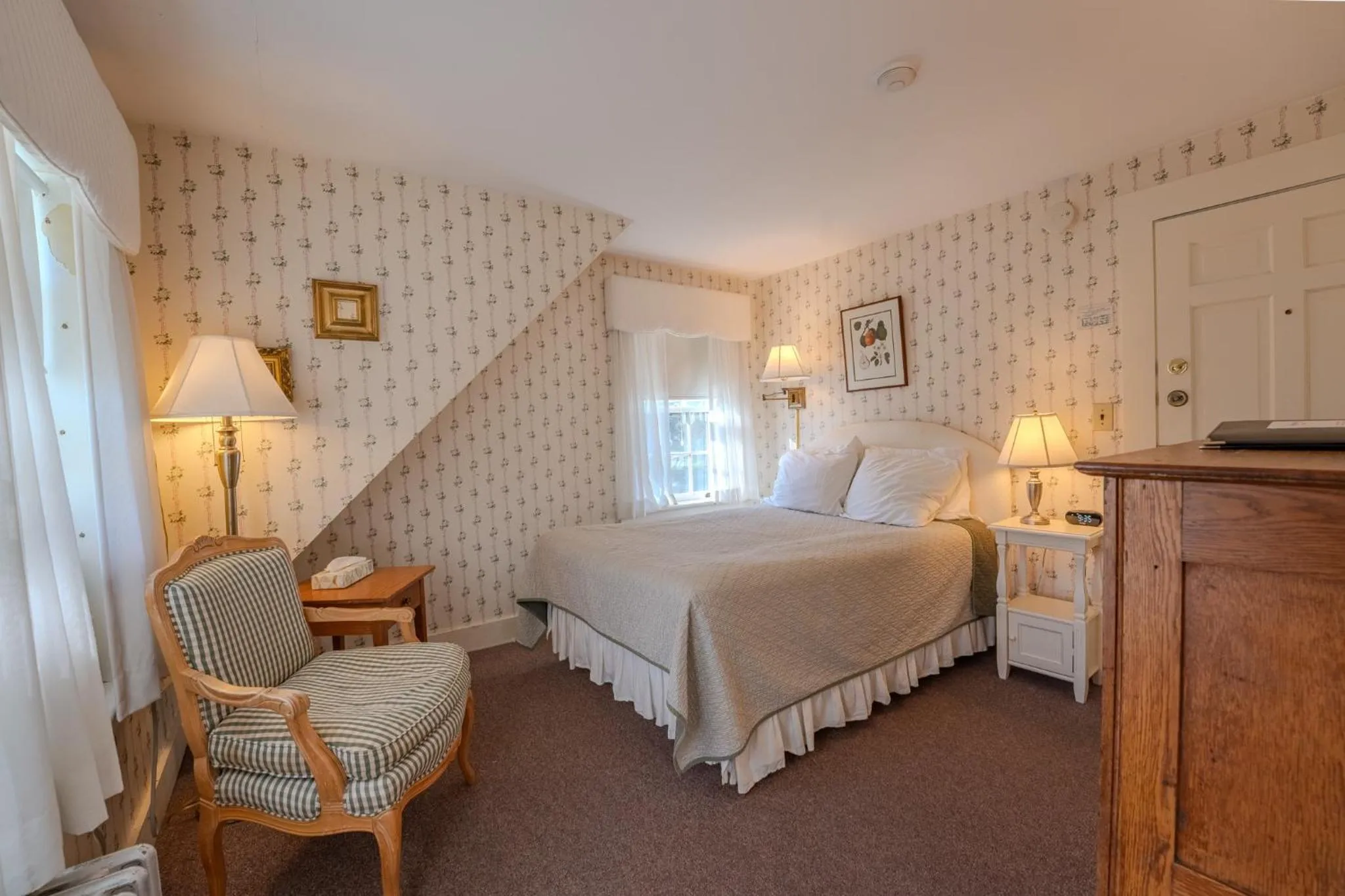 Bed in Franconia Inn