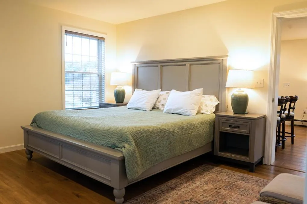 Bedroom, Bed in Franconia Inn