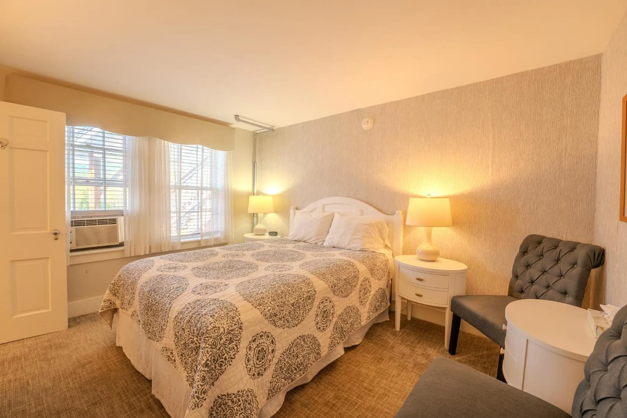 Bedroom, Bed in Franconia Inn