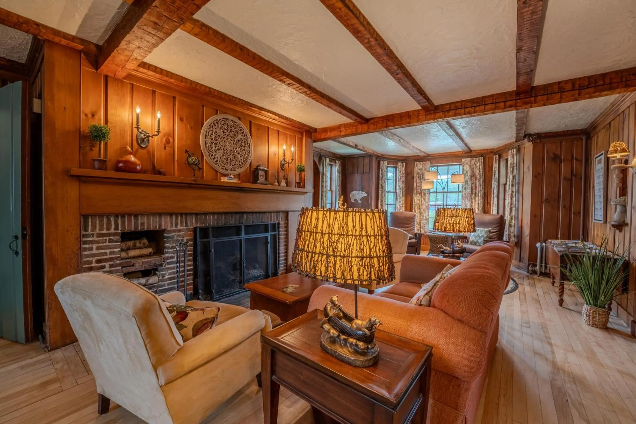 Living room in Franconia Inn