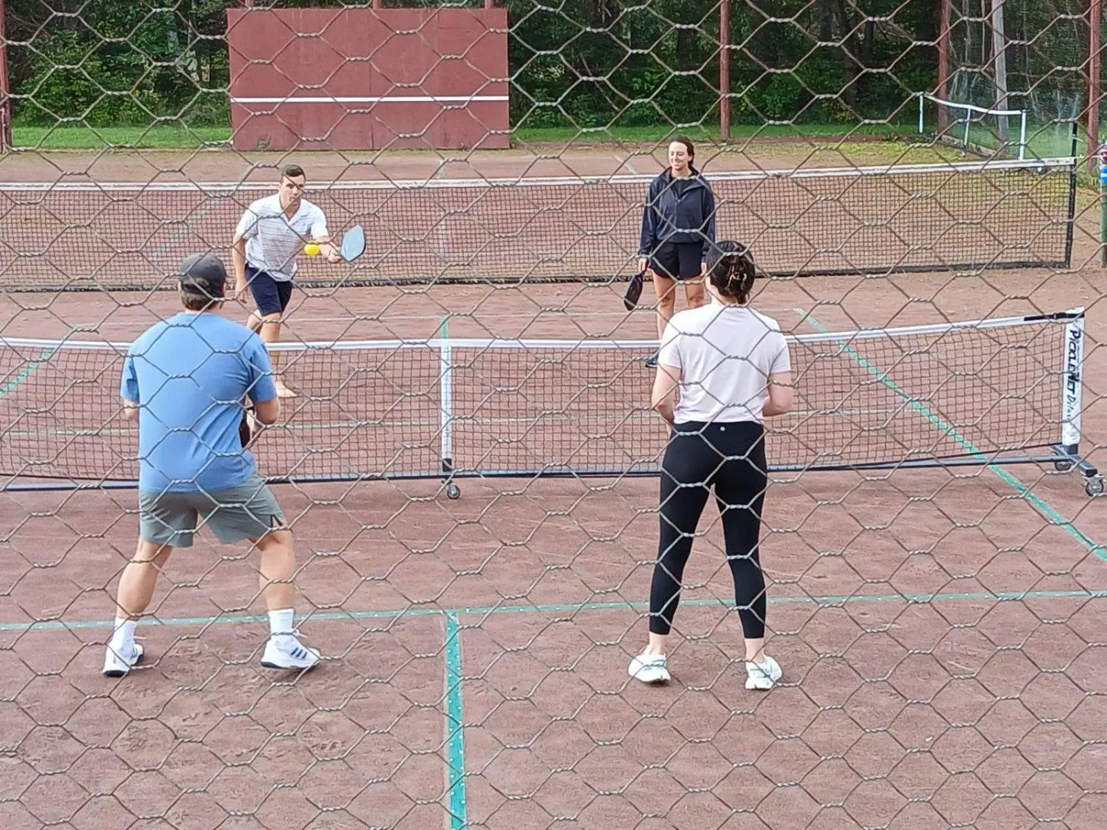 Tennis court in Franconia Inn