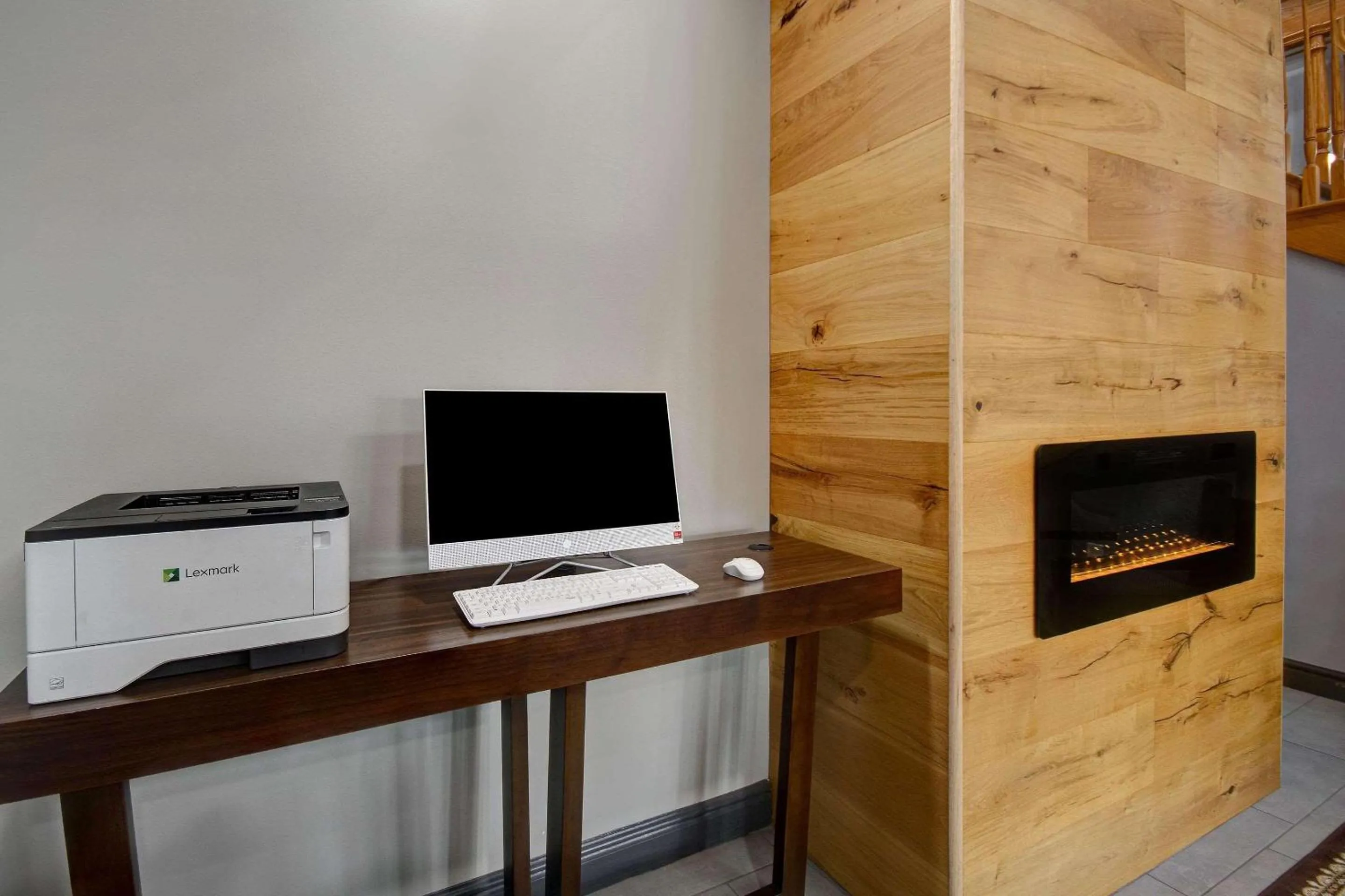 Business facilities in Country Inn & Suites by Radisson, Cincinnati Airport, KY