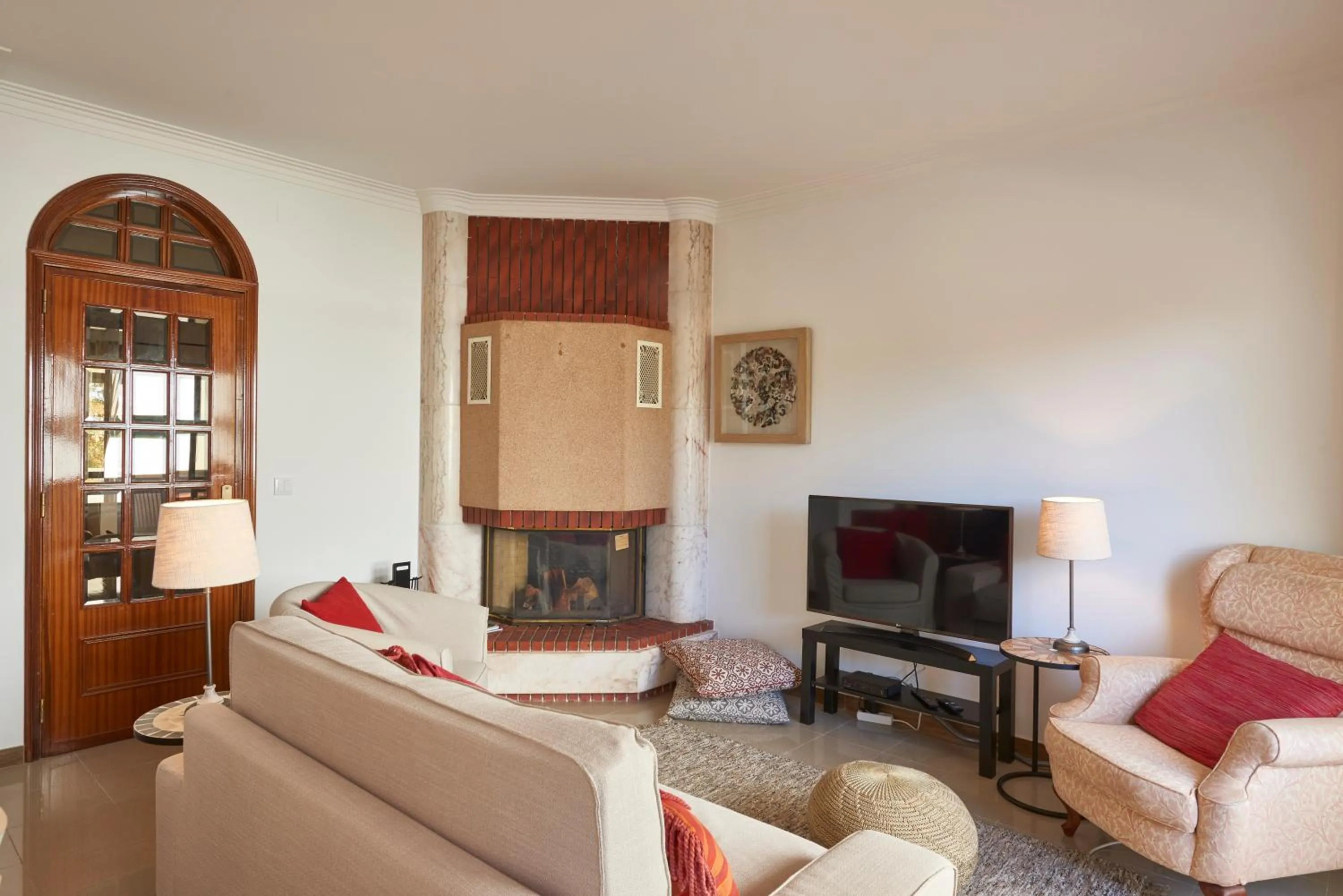 TV and multimedia in Cascais Handsome Apartment