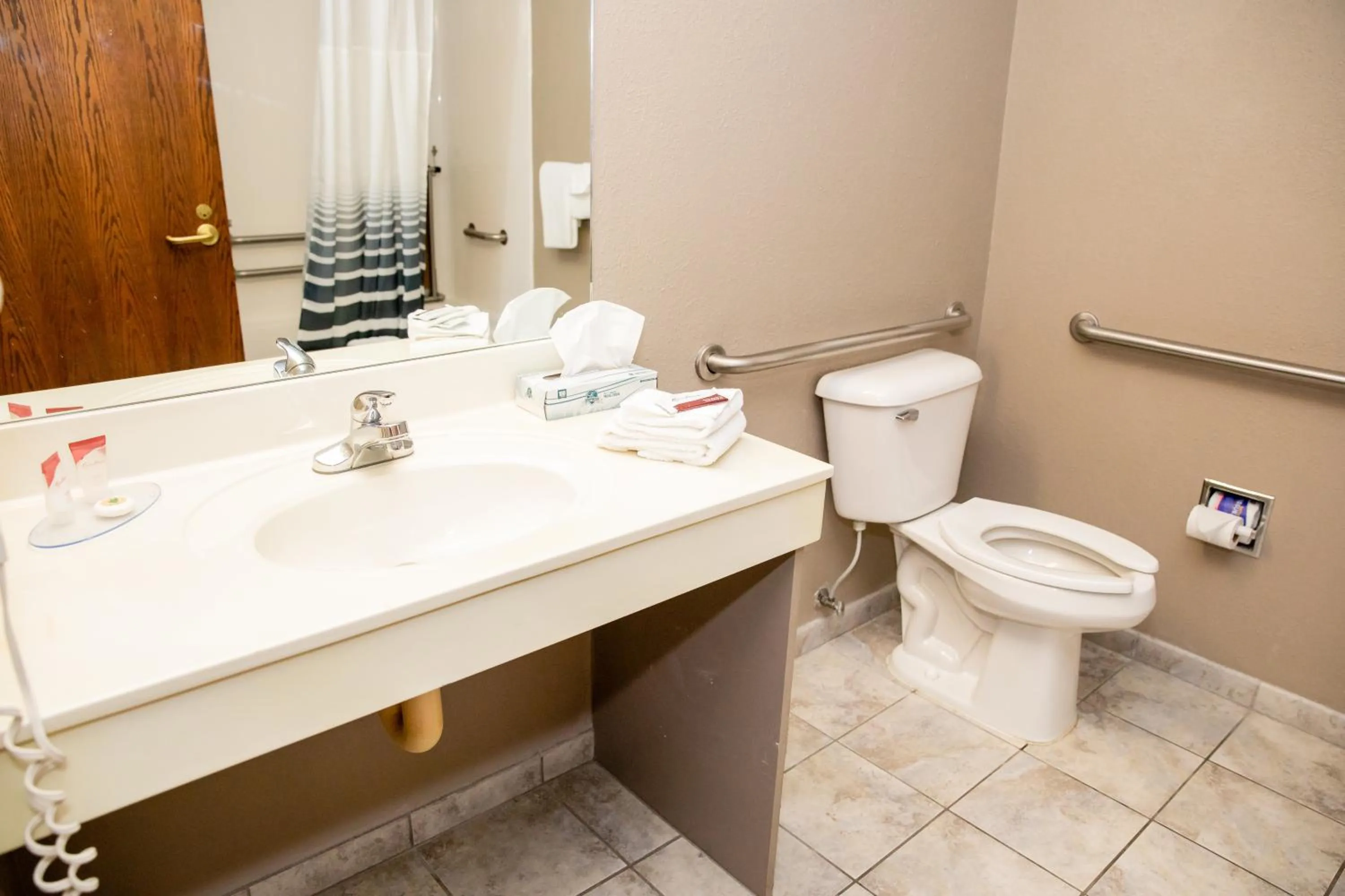 Bathroom in Carpenter Street Hotel