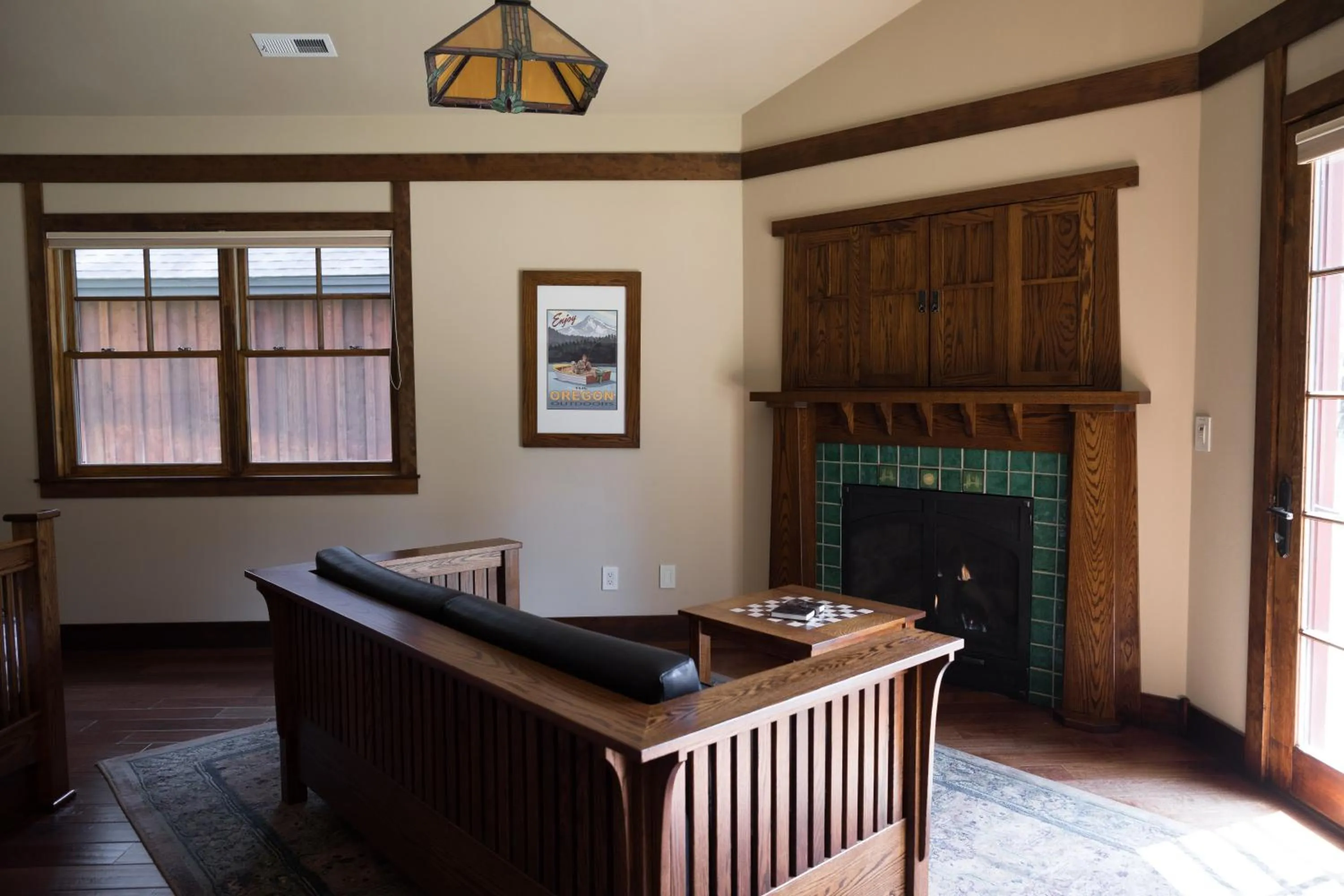 TV and multimedia in FivePine Lodge