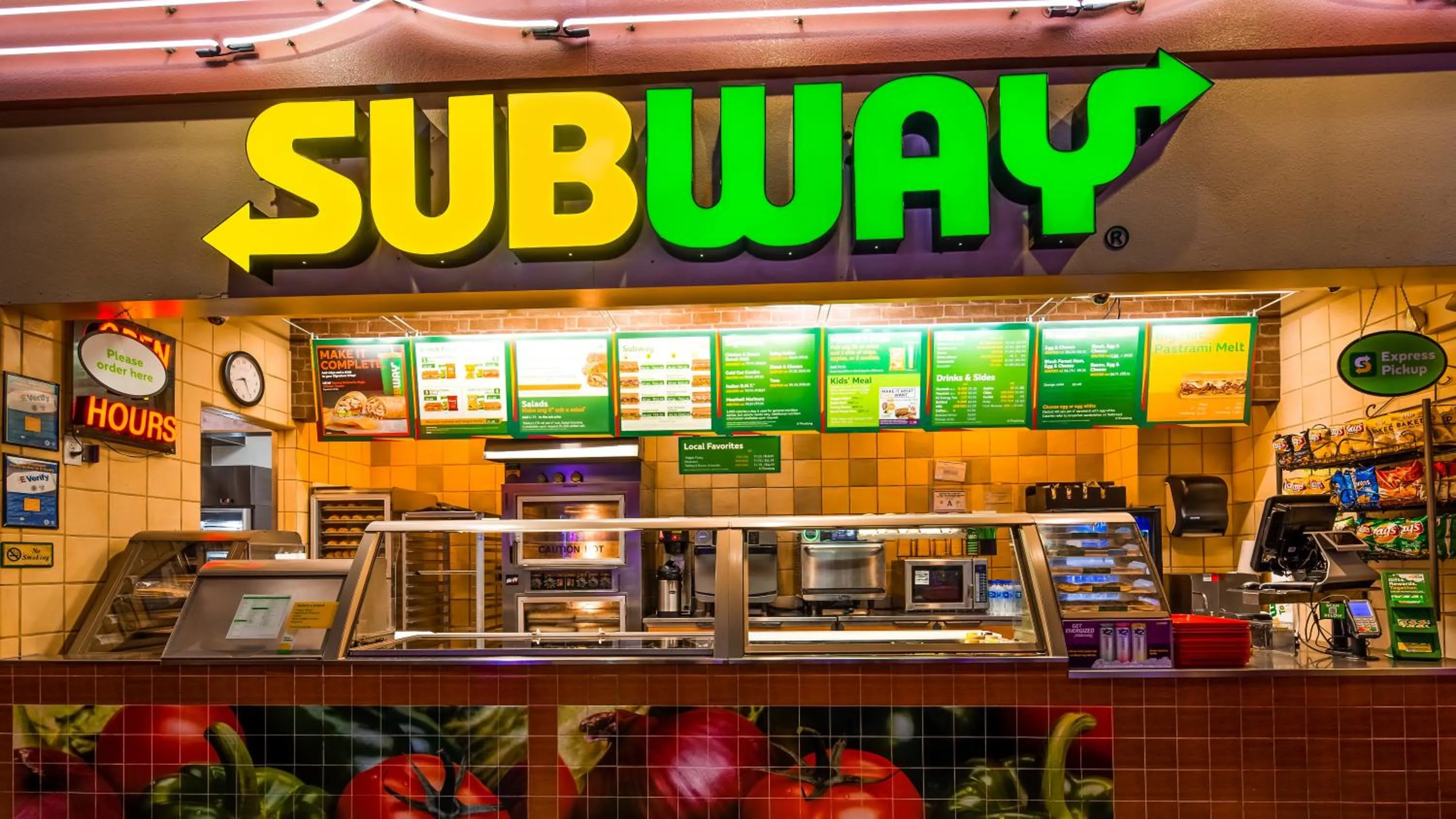 Restaurant/places to eat in Best Western Plus Casino Royale - Center Strip