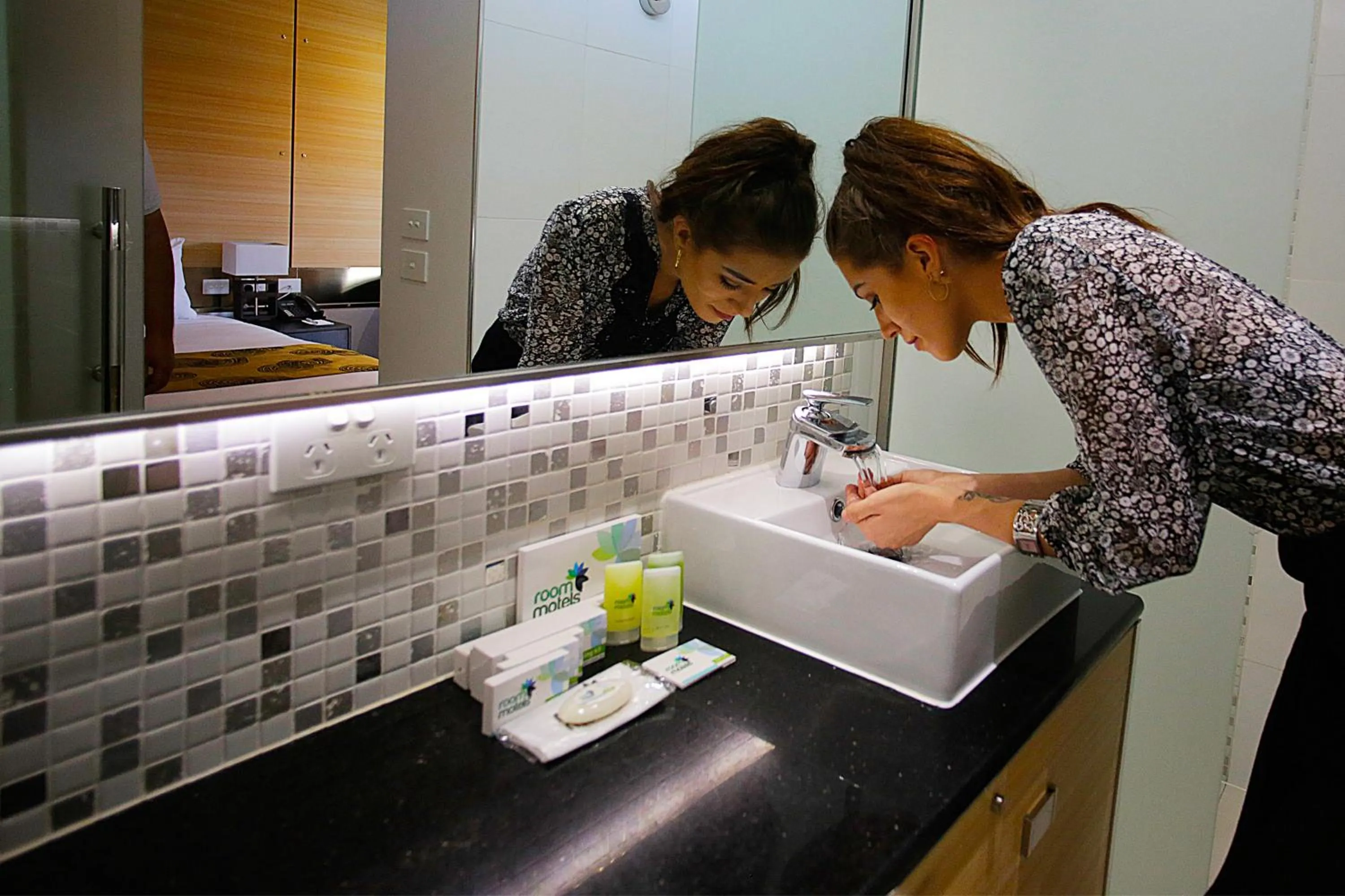 Bathroom in Room Motels Kingaroy