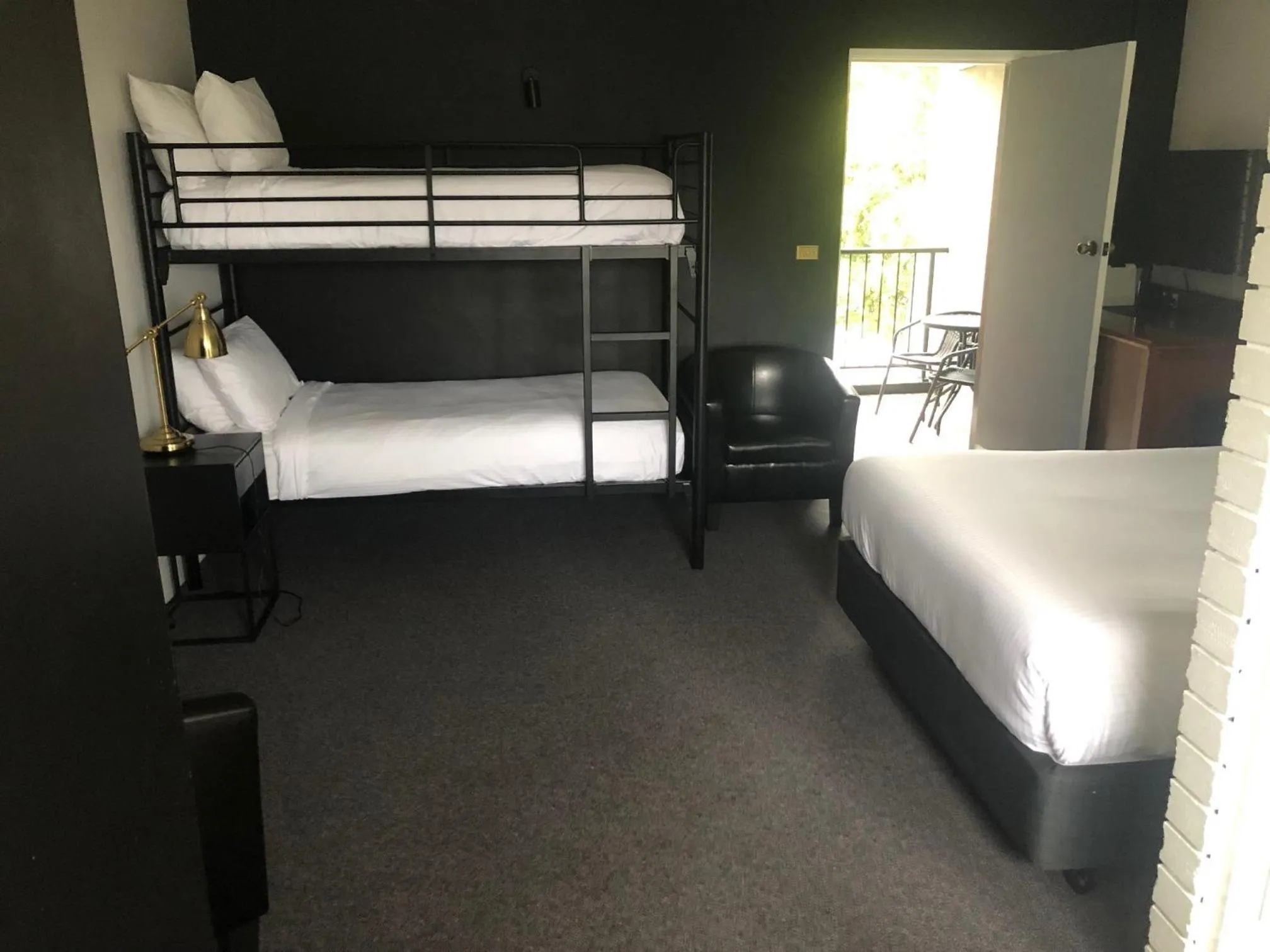 bunk bed, Bed in Matador Motor Inn