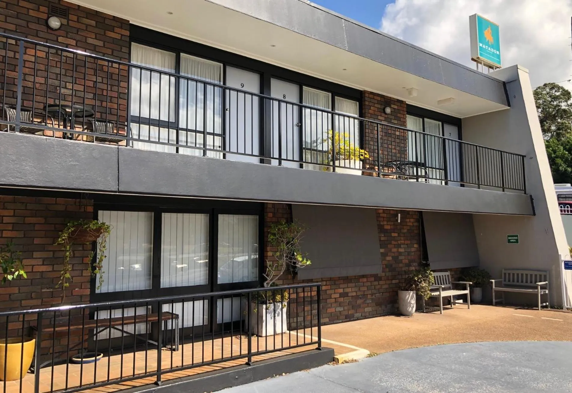 Facade/entrance in Matador Motor Inn