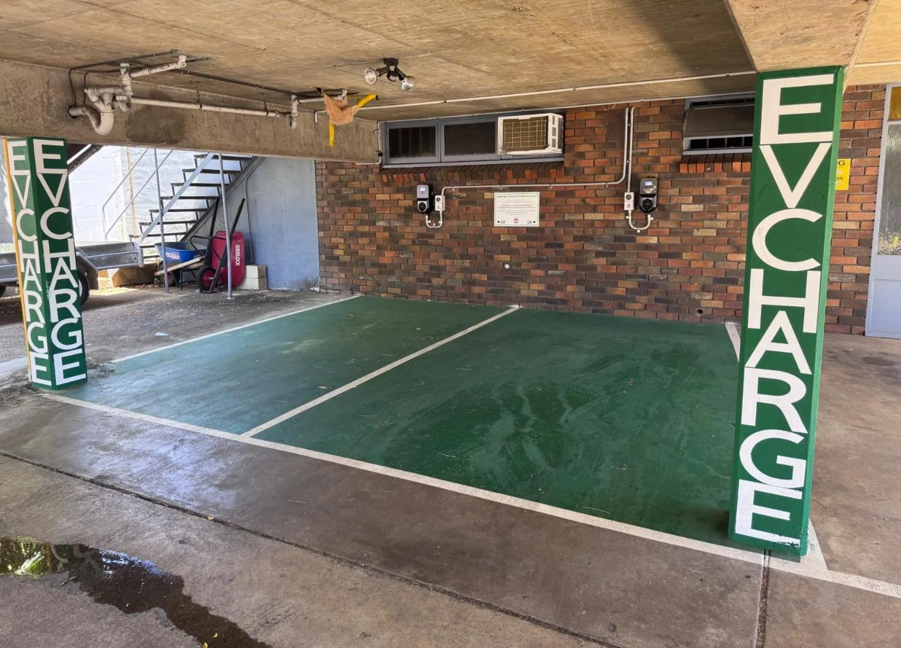 Property building in Matador Motor Inn