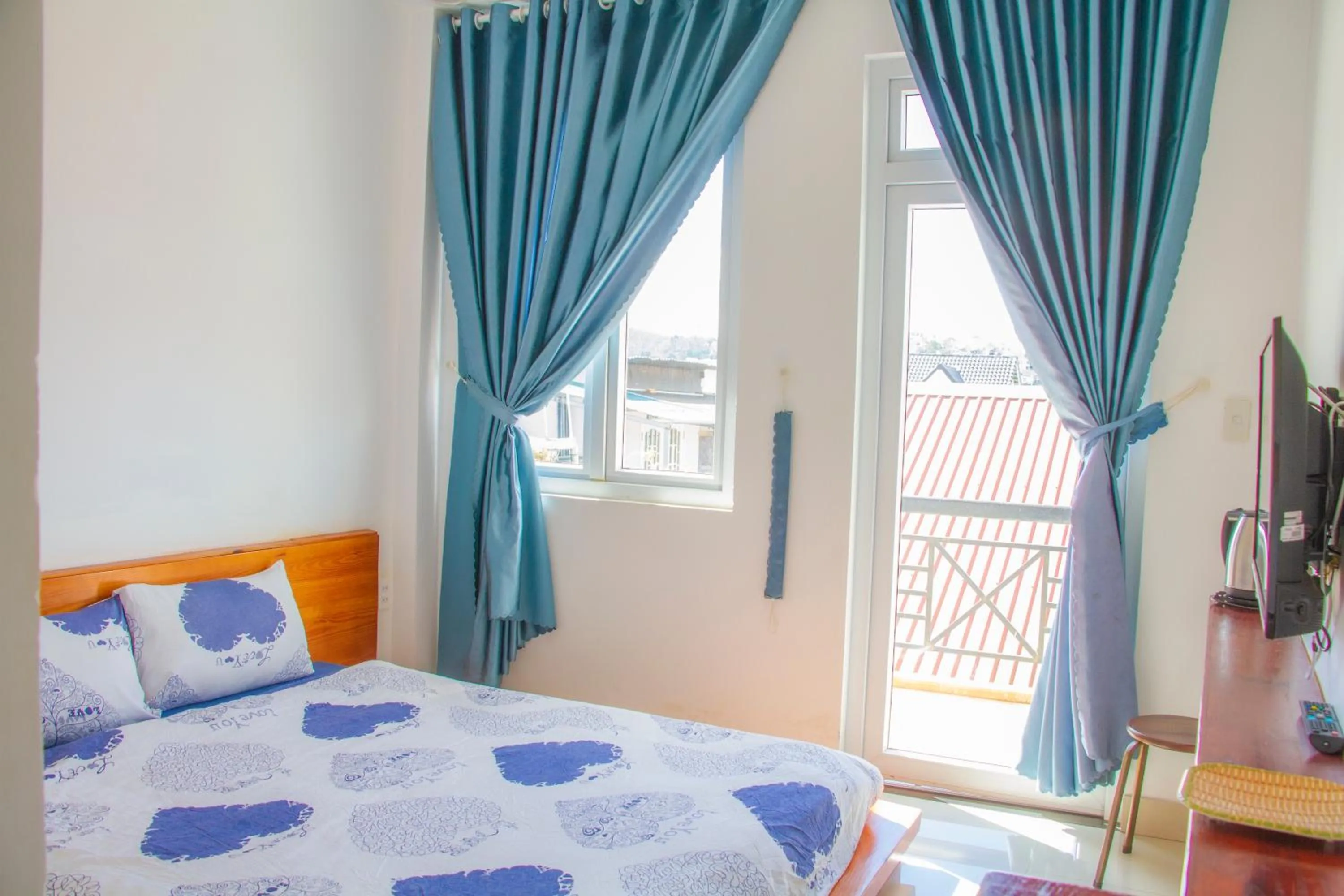 Bed in Ha Khoa Hotel Dalat