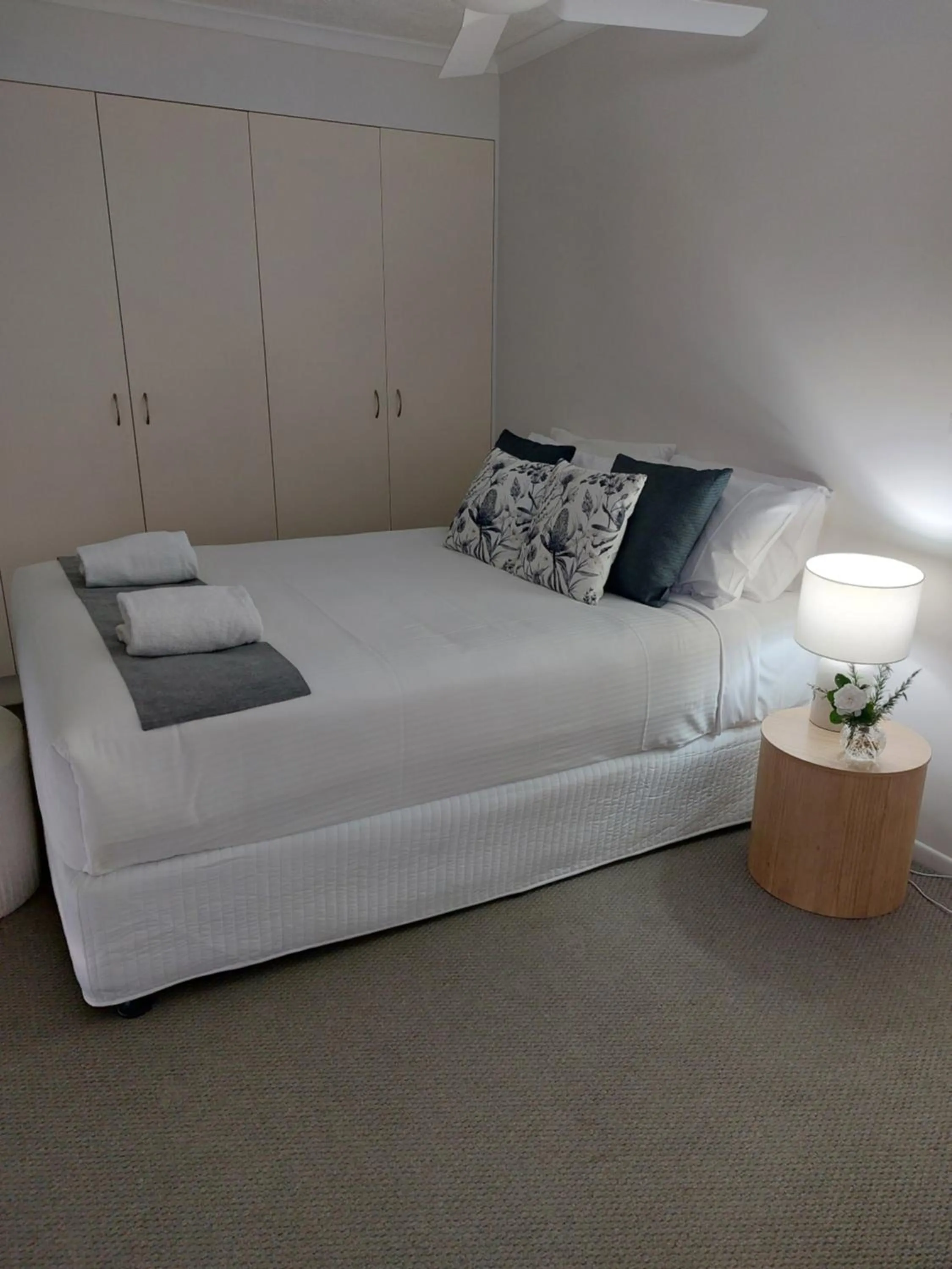 Bedroom, Bed in Sandy Shores Holiday Units