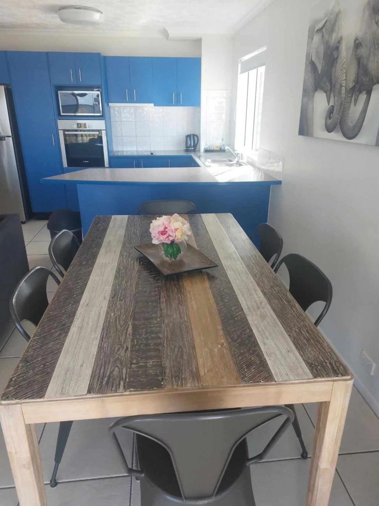 Dining area in Sandy Shores Holiday Units