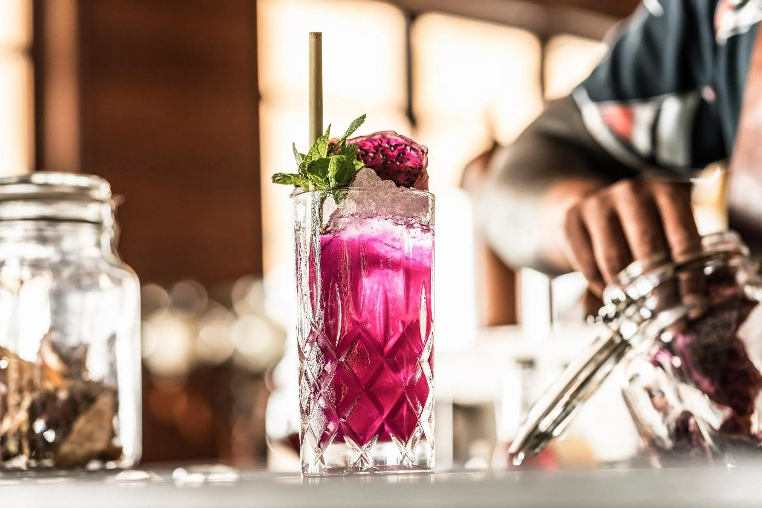 Lounge or bar in Four Seasons Resort Bali at Jimbaran Bay