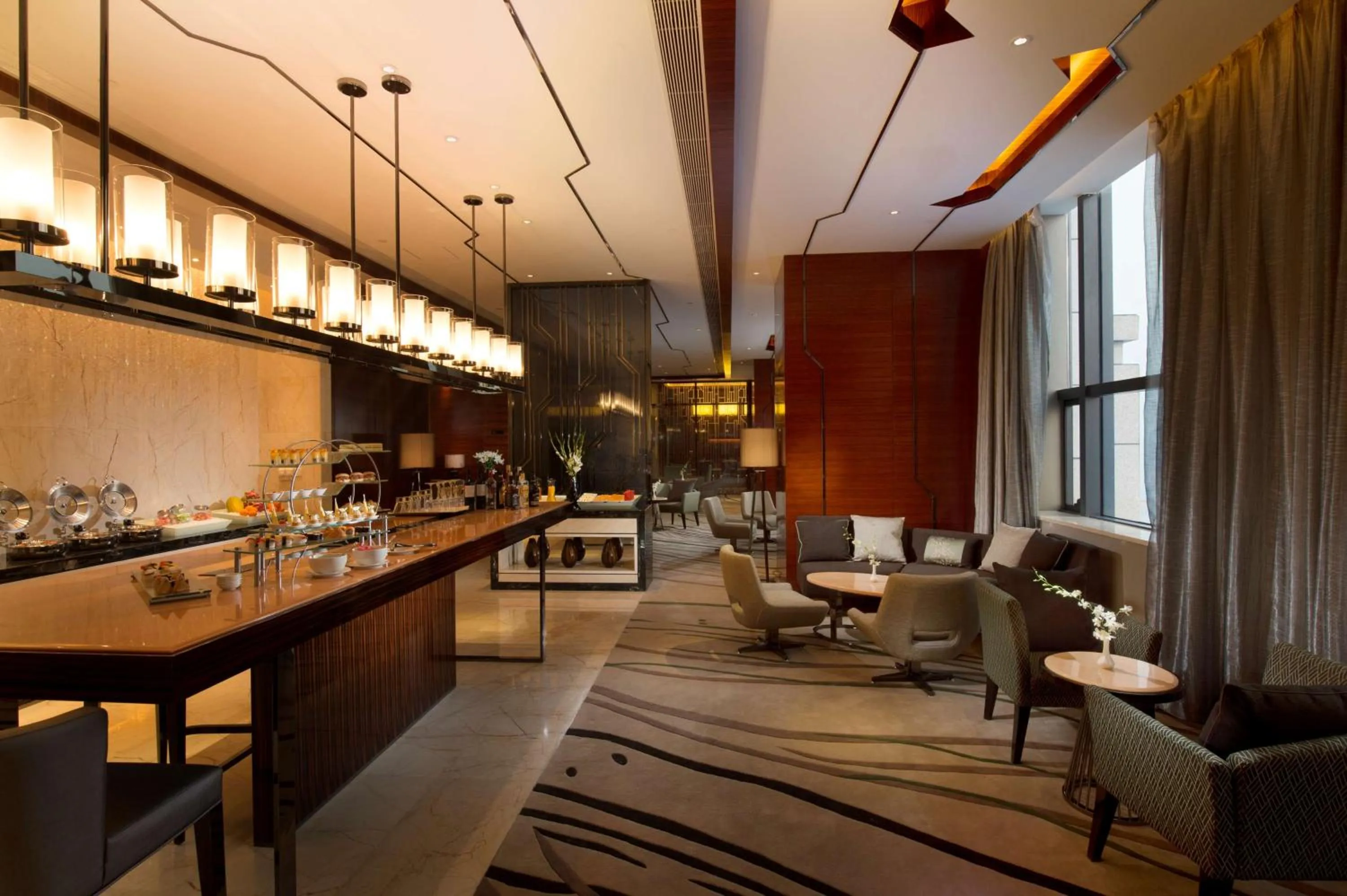 Lounge or bar in Hilton Zhongshan Downtown
