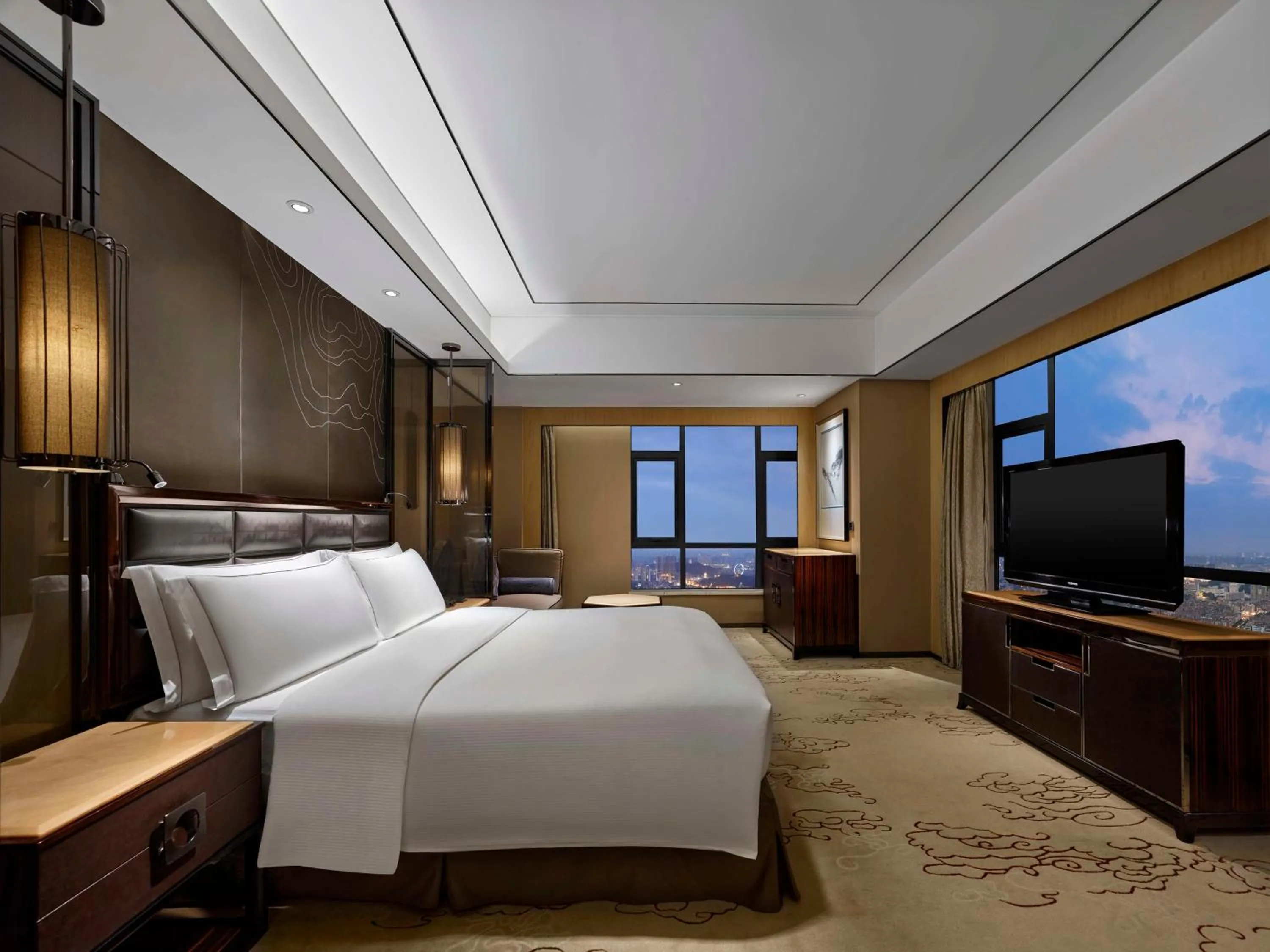 Bedroom, Bed in Hilton Zhongshan Downtown