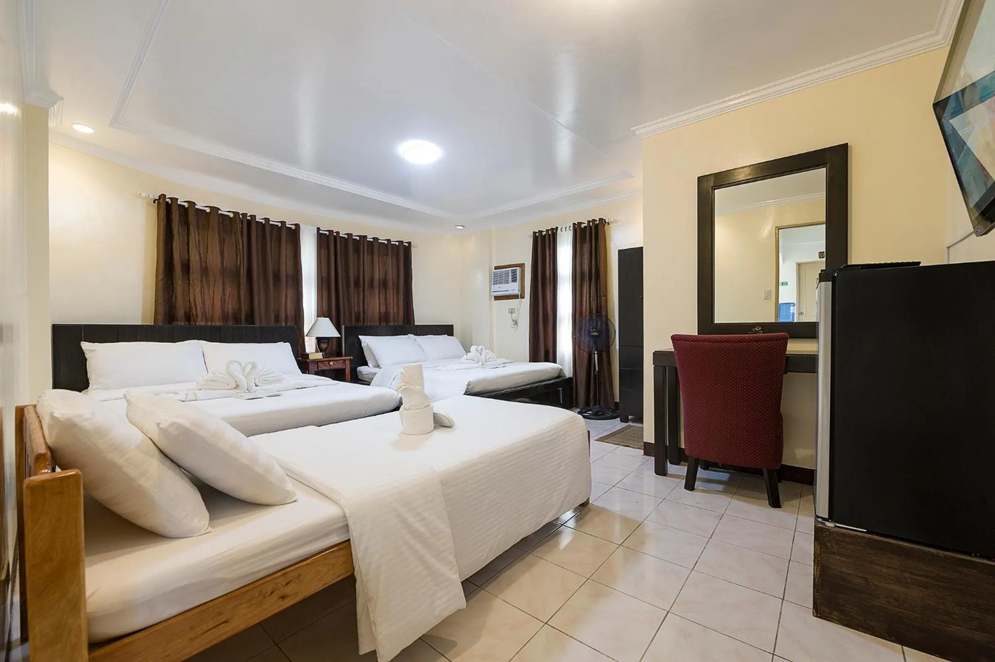 Bed in Batanes Seaside Lodge & Restaurant