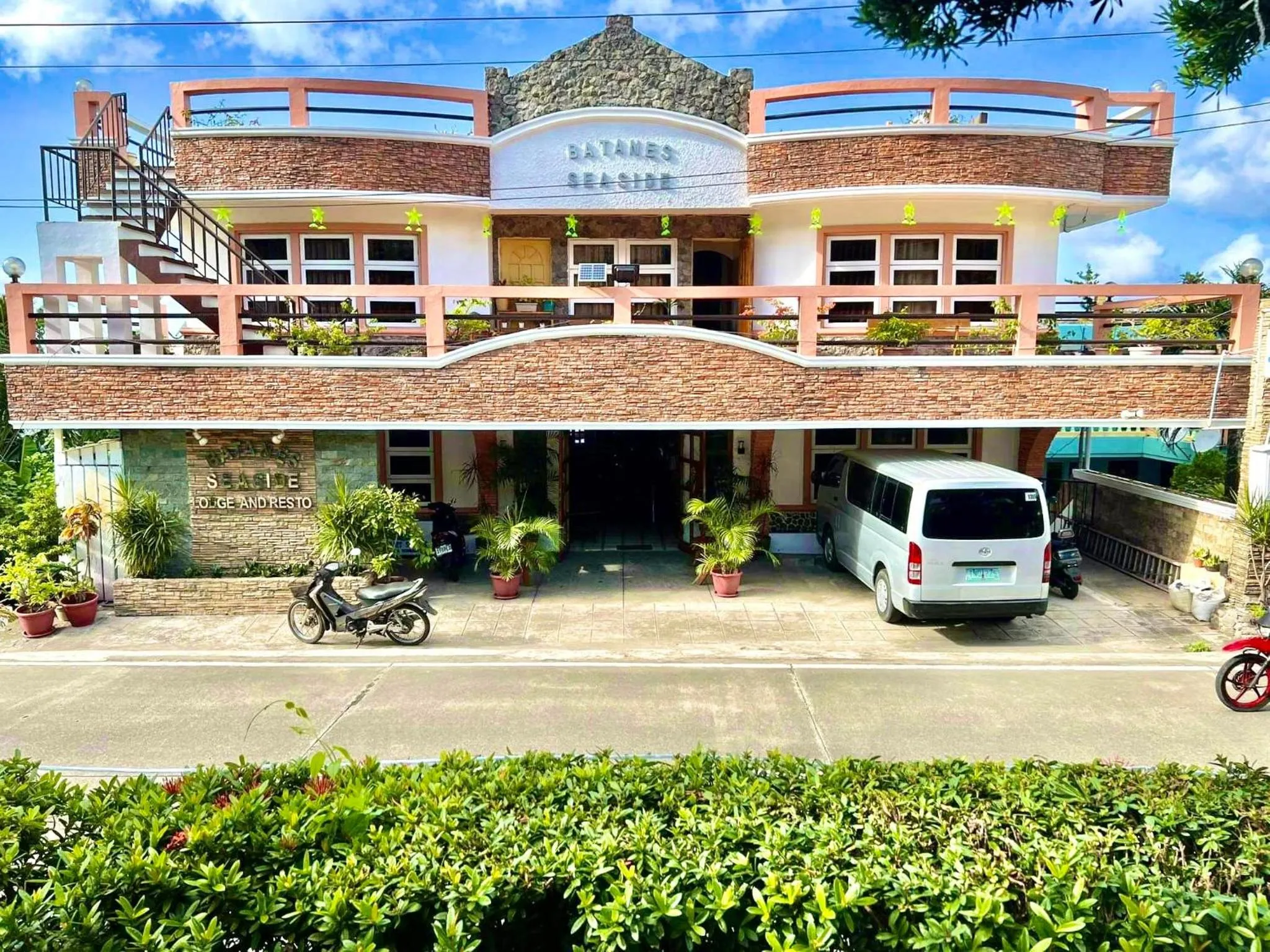 Property building in Batanes Seaside Lodge & Restaurant