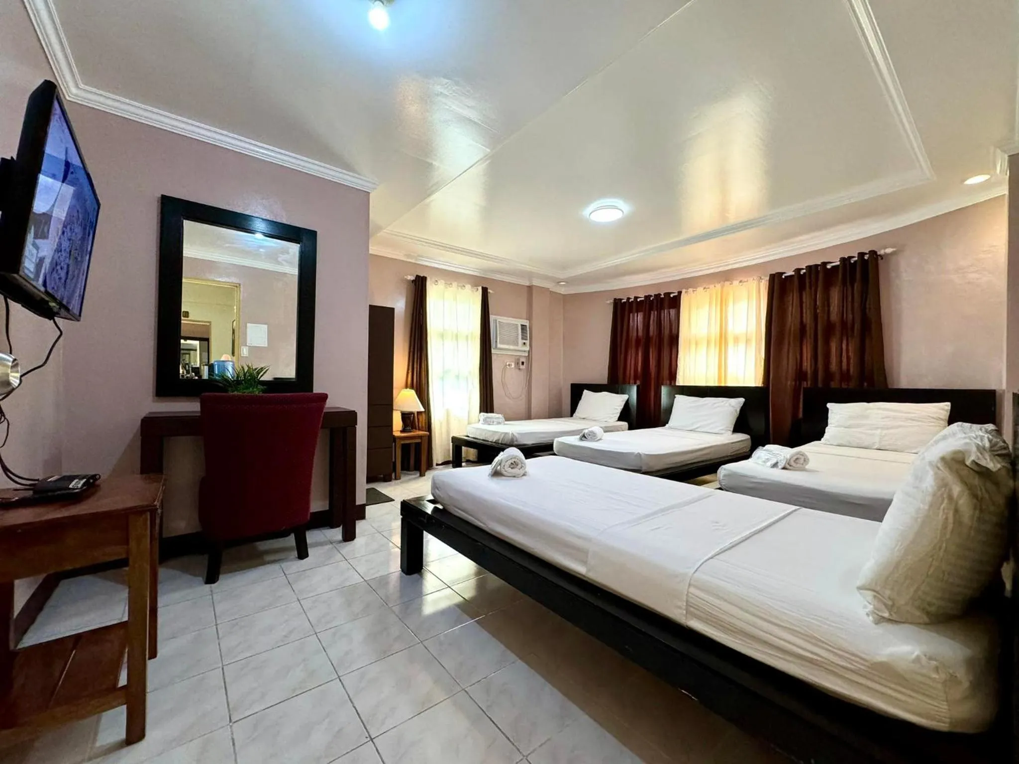 Bed in Batanes Seaside Lodge & Restaurant