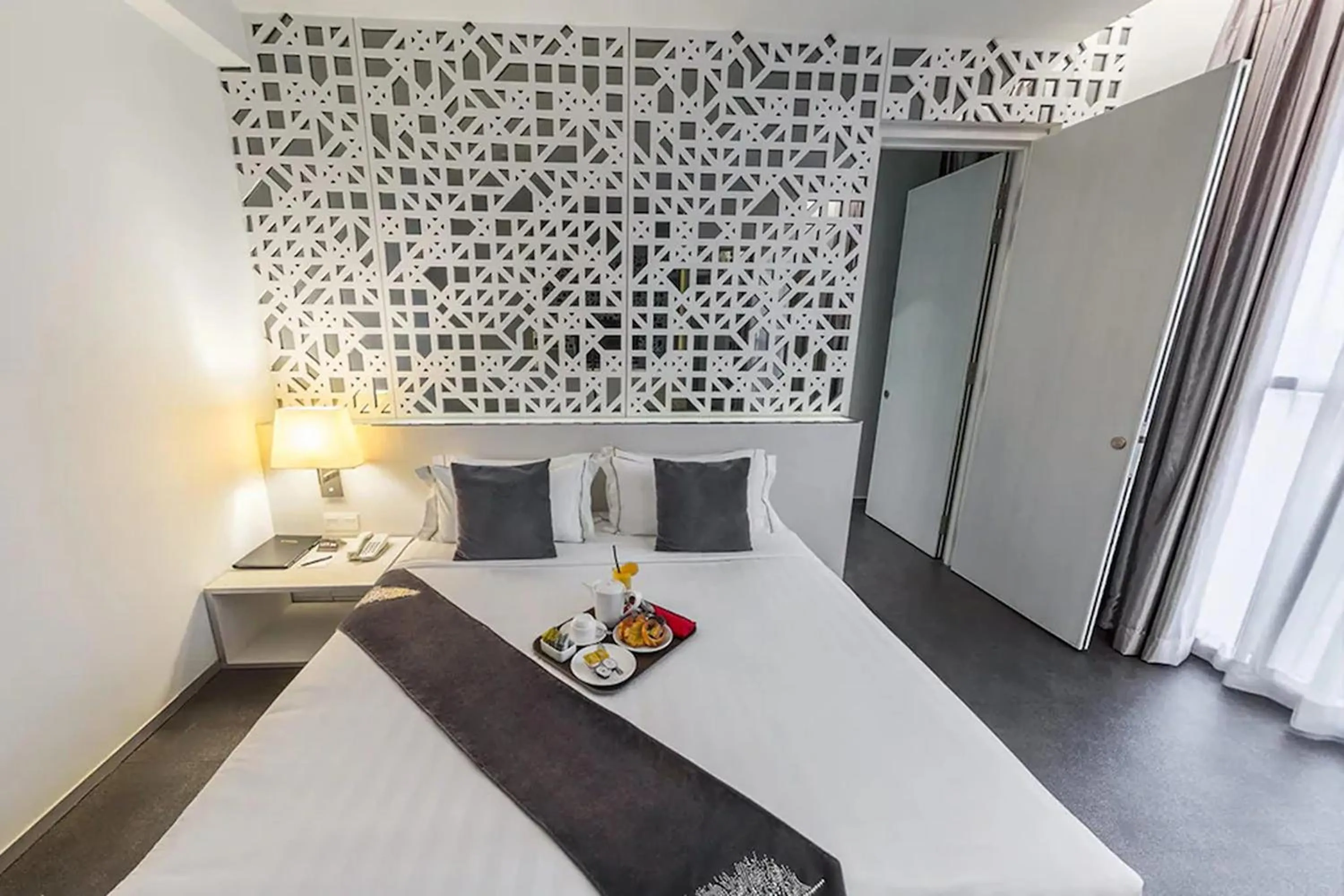 Living room, Bed in Vivatel Kuala Lumpur