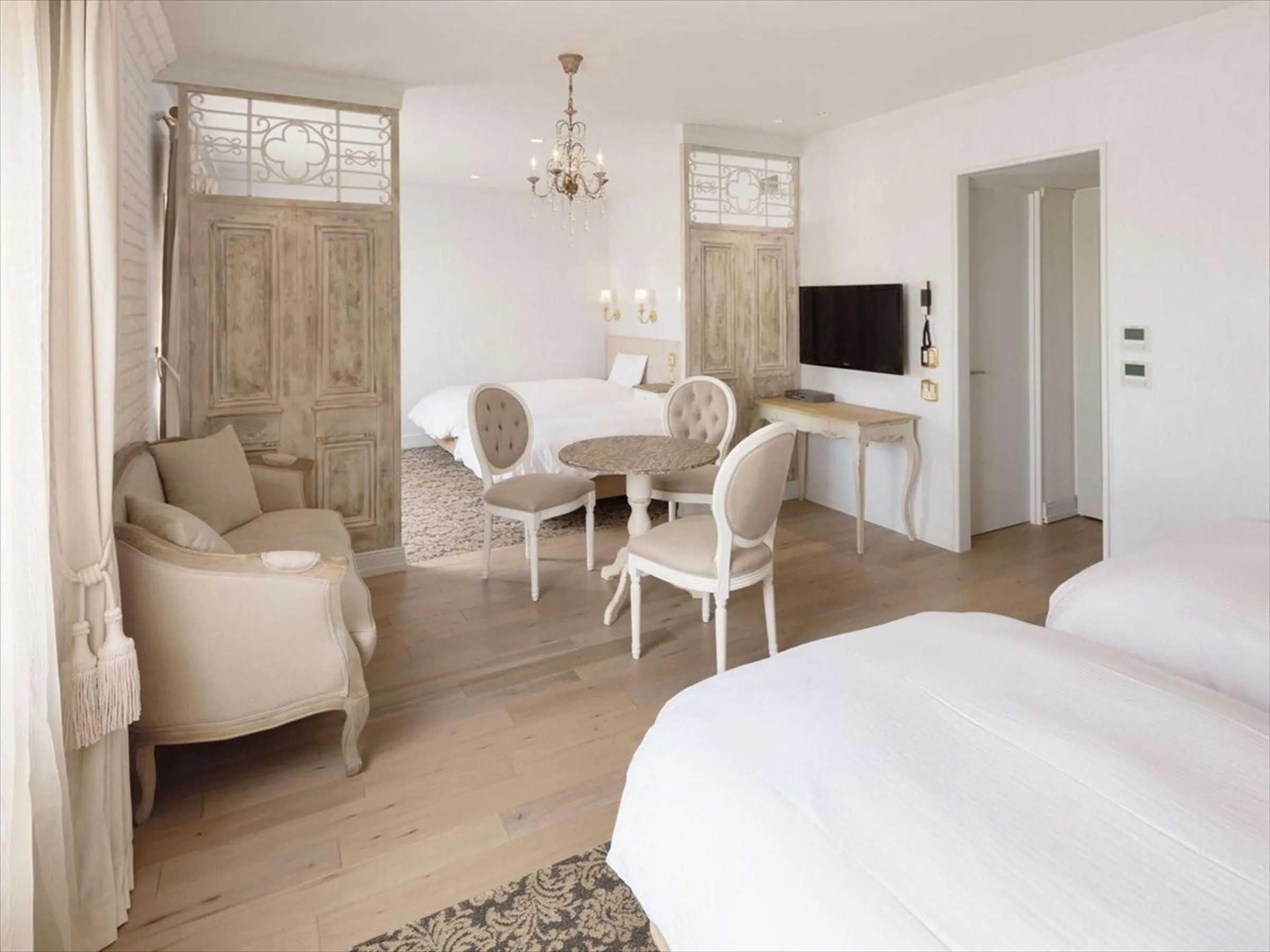 Photo of the whole room, Bed in Hotel Plumm